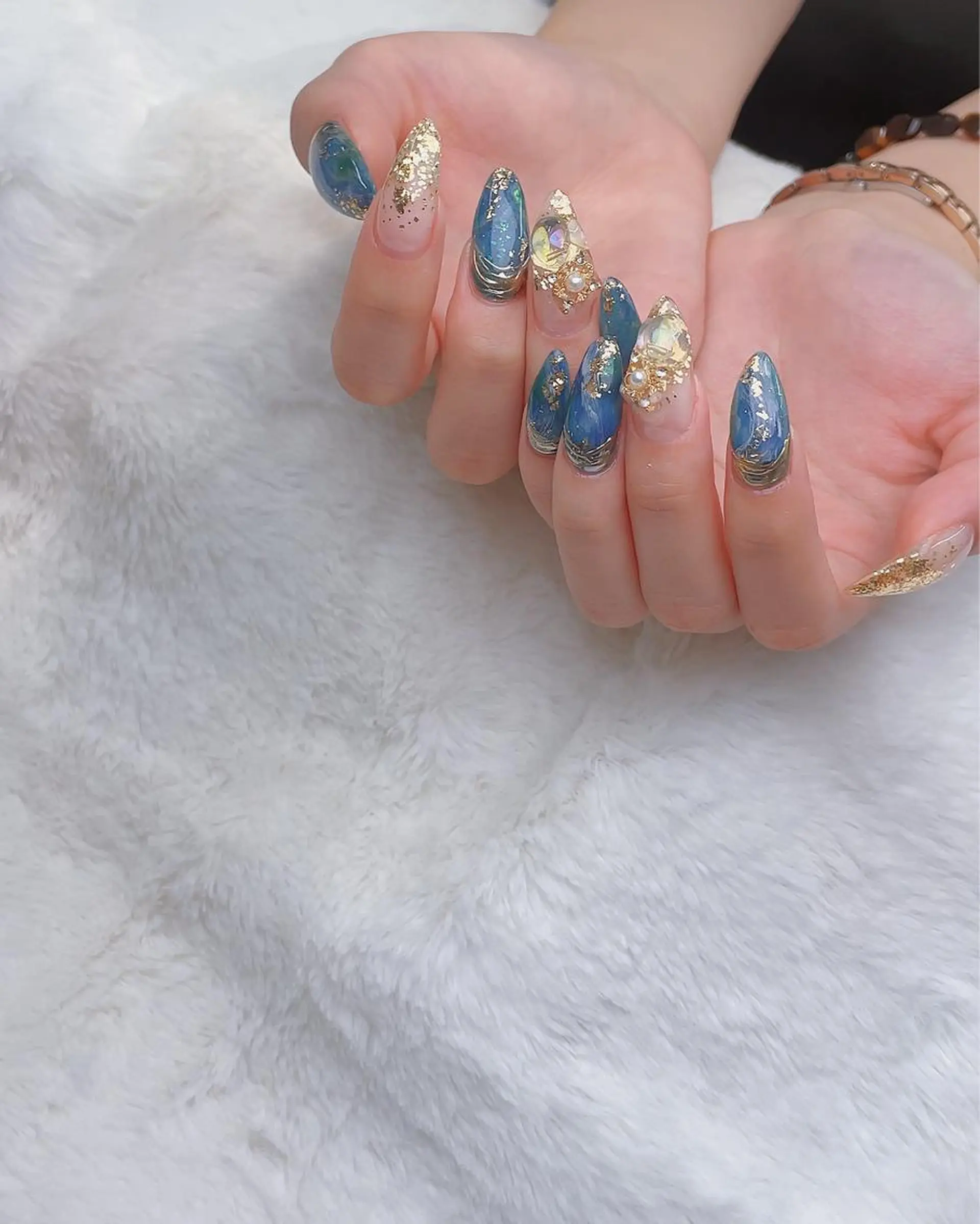 ネイル Blushオーナー Shiinaのネイルデザイン