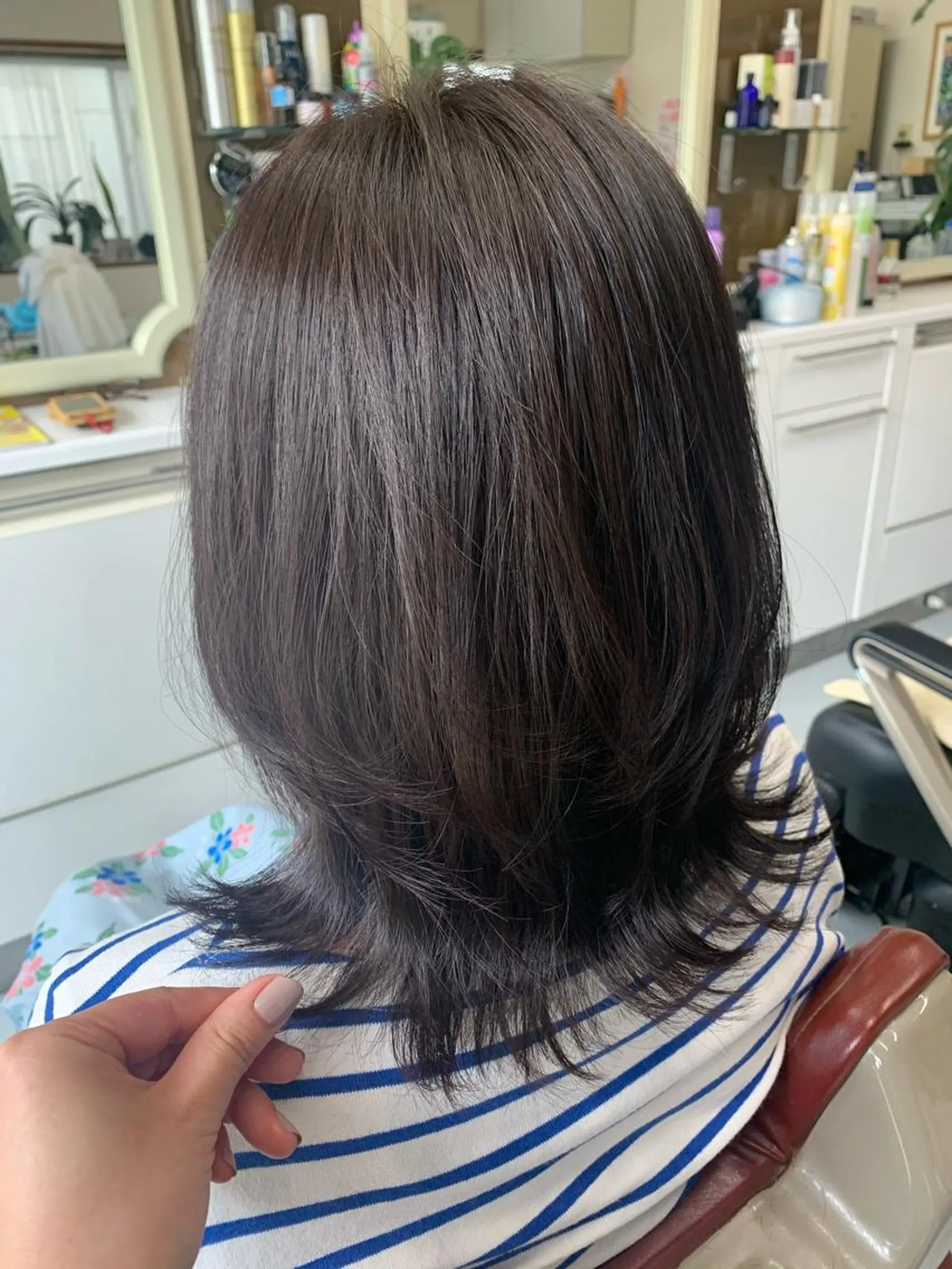 セミロング カラー カット ヘアカラー ストウ ナナエのヘアスタイル