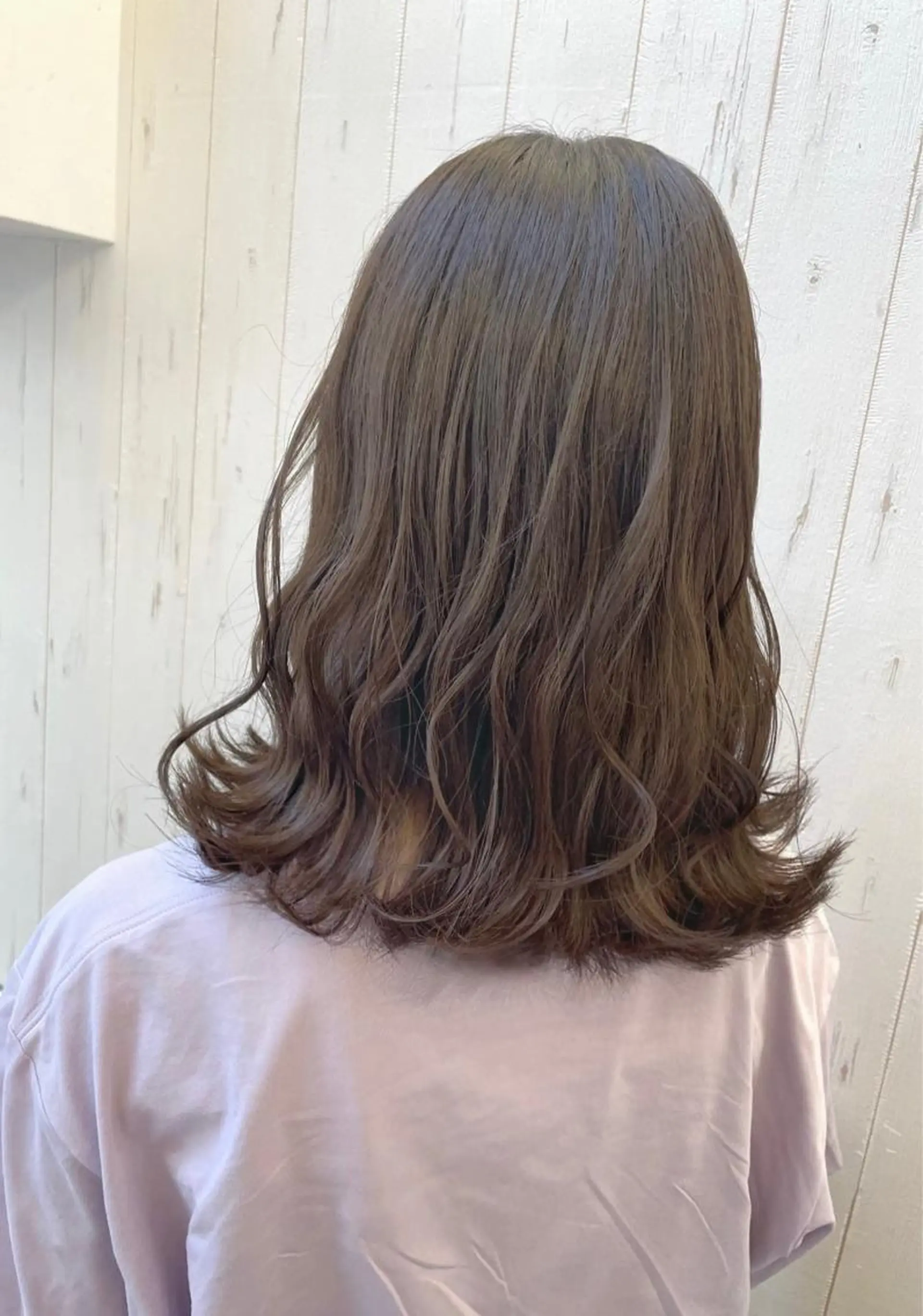 ミディアム カラー march merryのヘアスタイル