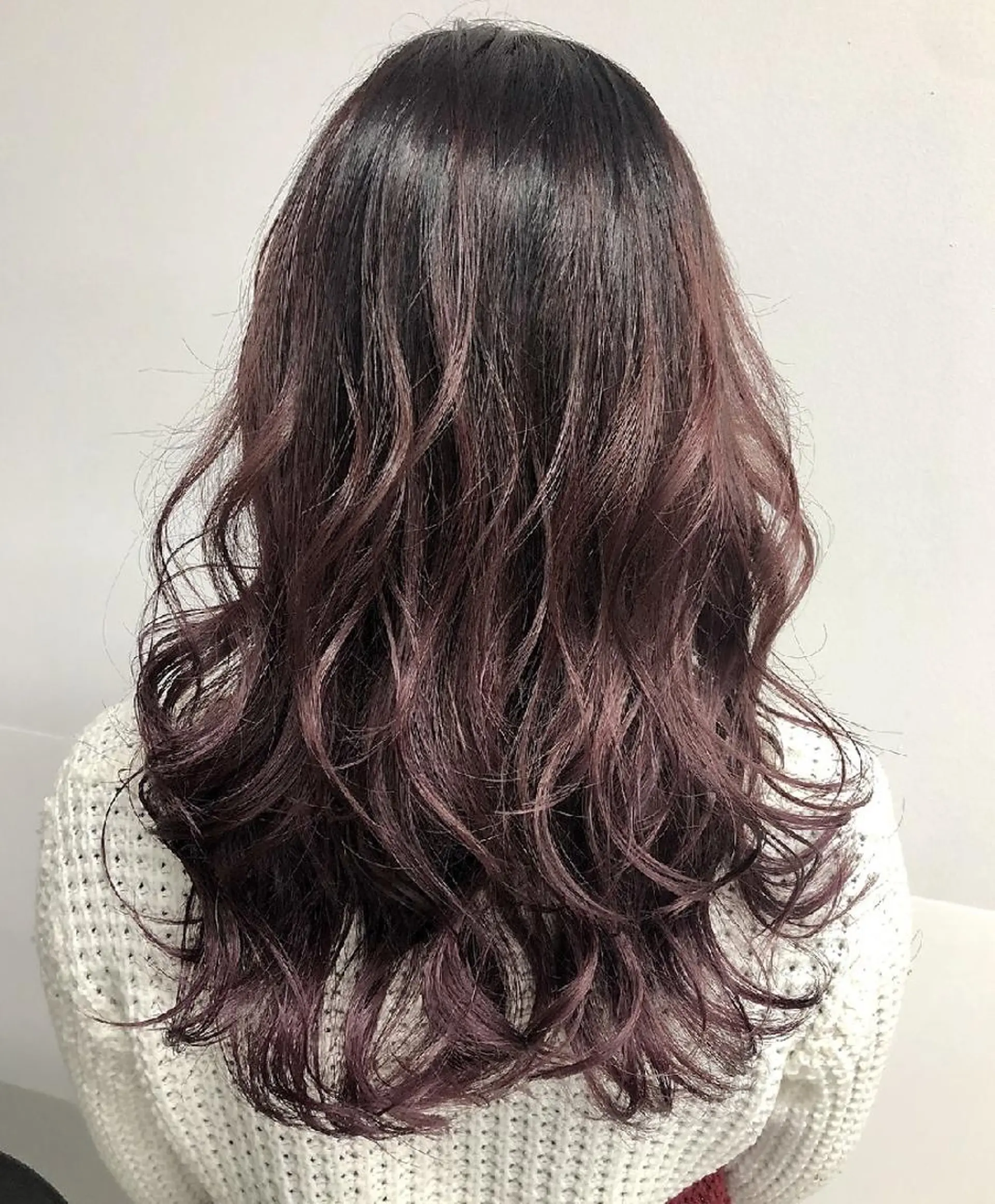 セミロング カラー siesta by amble luxeのヘアスタイル