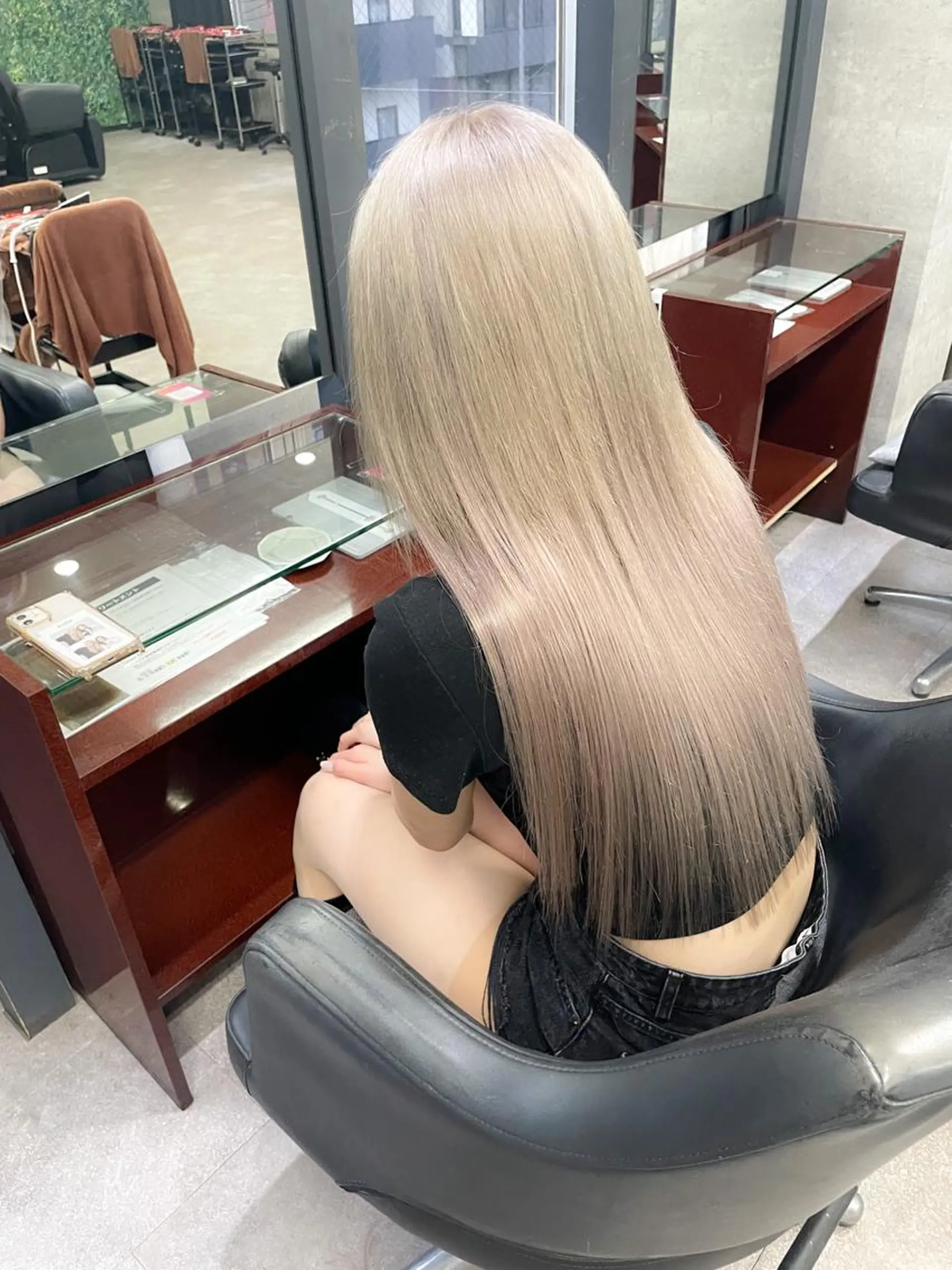 ロング カラー カット ヘアカラー トリートメント エクステ ハイトーンエクステ 🎩カズキ🎩のヘアスタイル