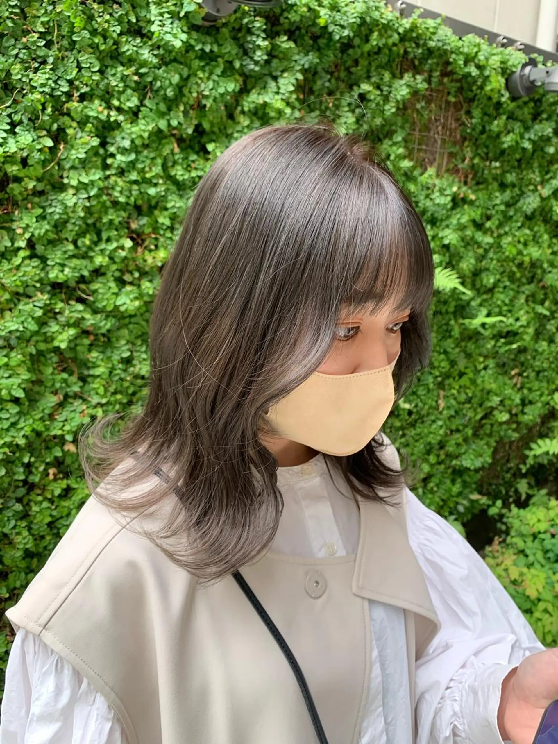 ミディアム カット ヘアカラー LITTLE _KATOのヘアスタイル