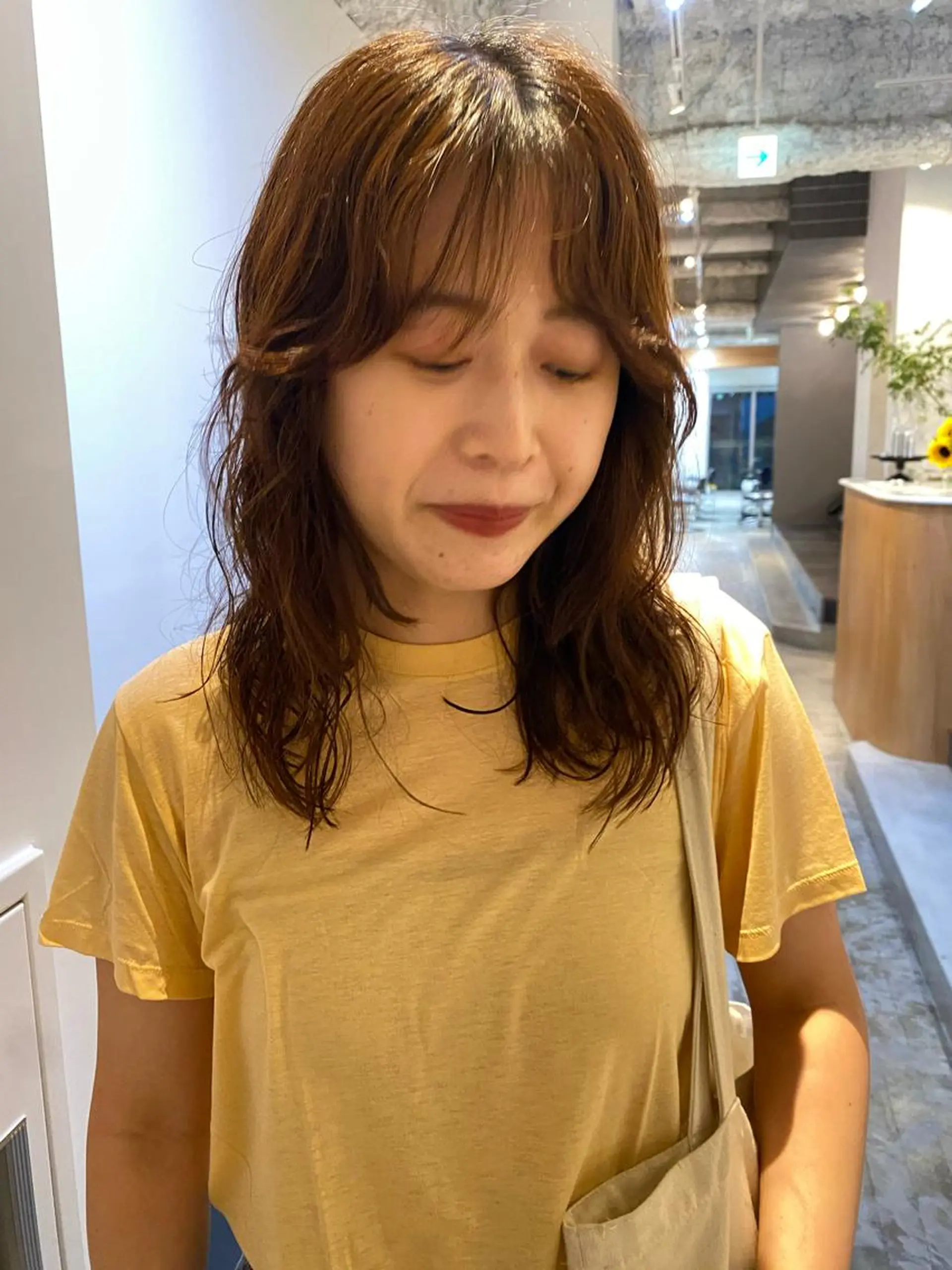 ミディアム パーマ ミディアムパーマ カット パーマ SALOWIN 栄3丁目店所属・砂原 ひよりのヘアスタイル