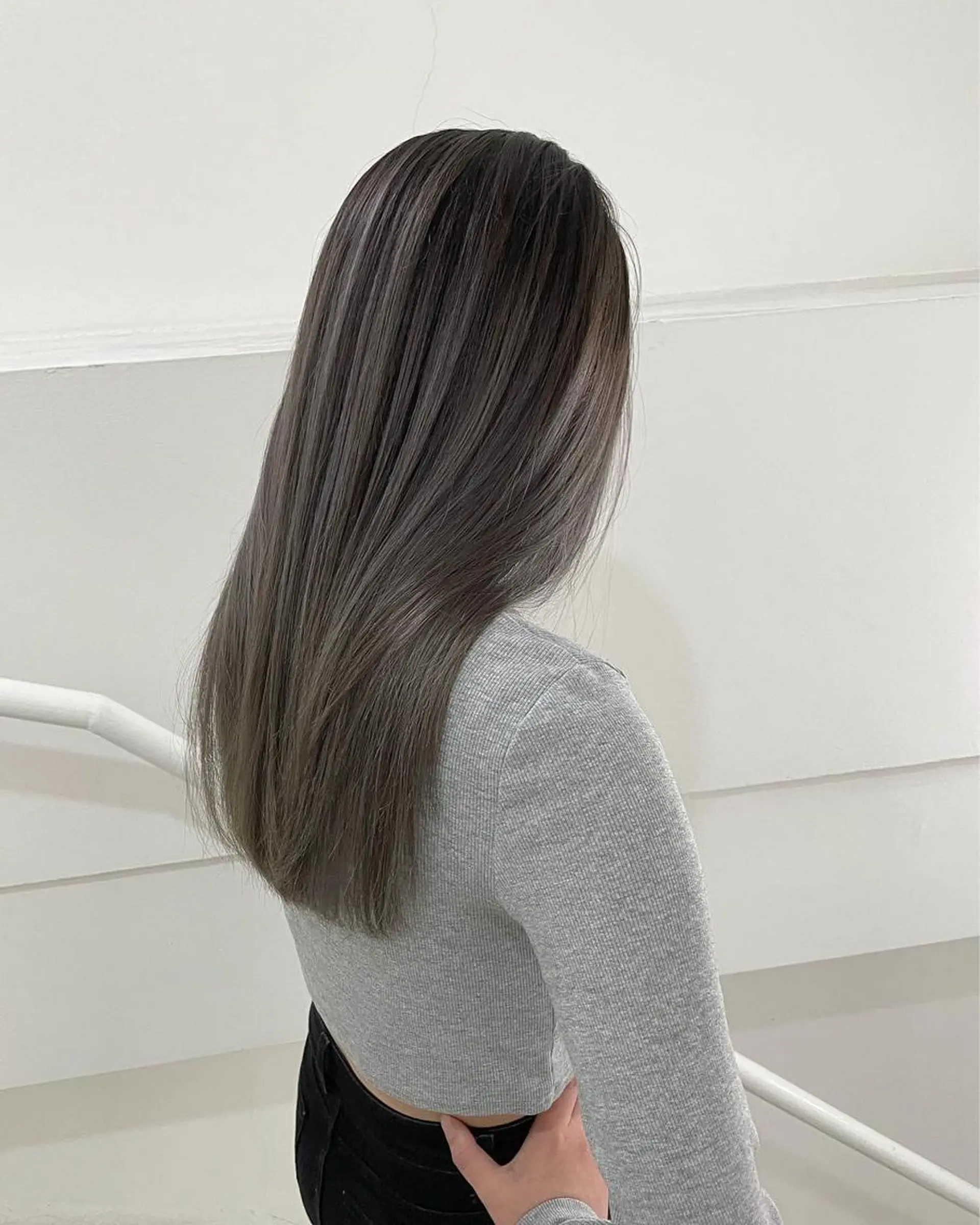 ロング カラー ヘアカラー トリートメント Tao所属・藤川 大智のヘアスタイル