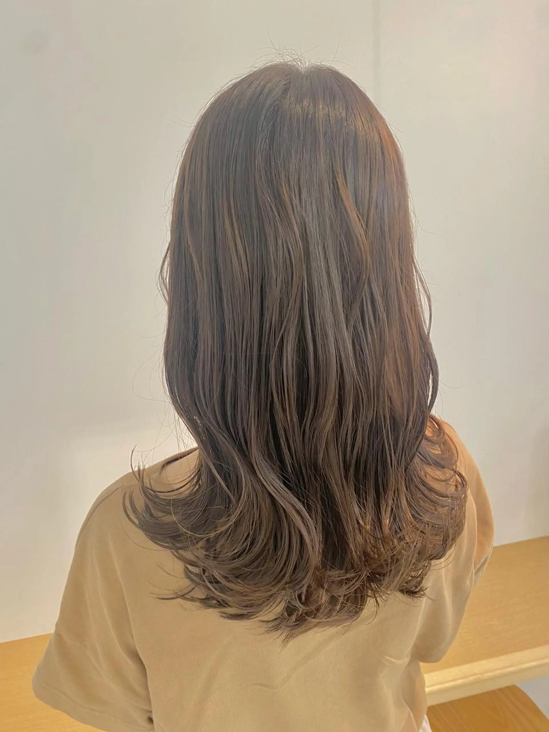 ロング カラー ヘアセット 安永 涼のヘアスタイル
