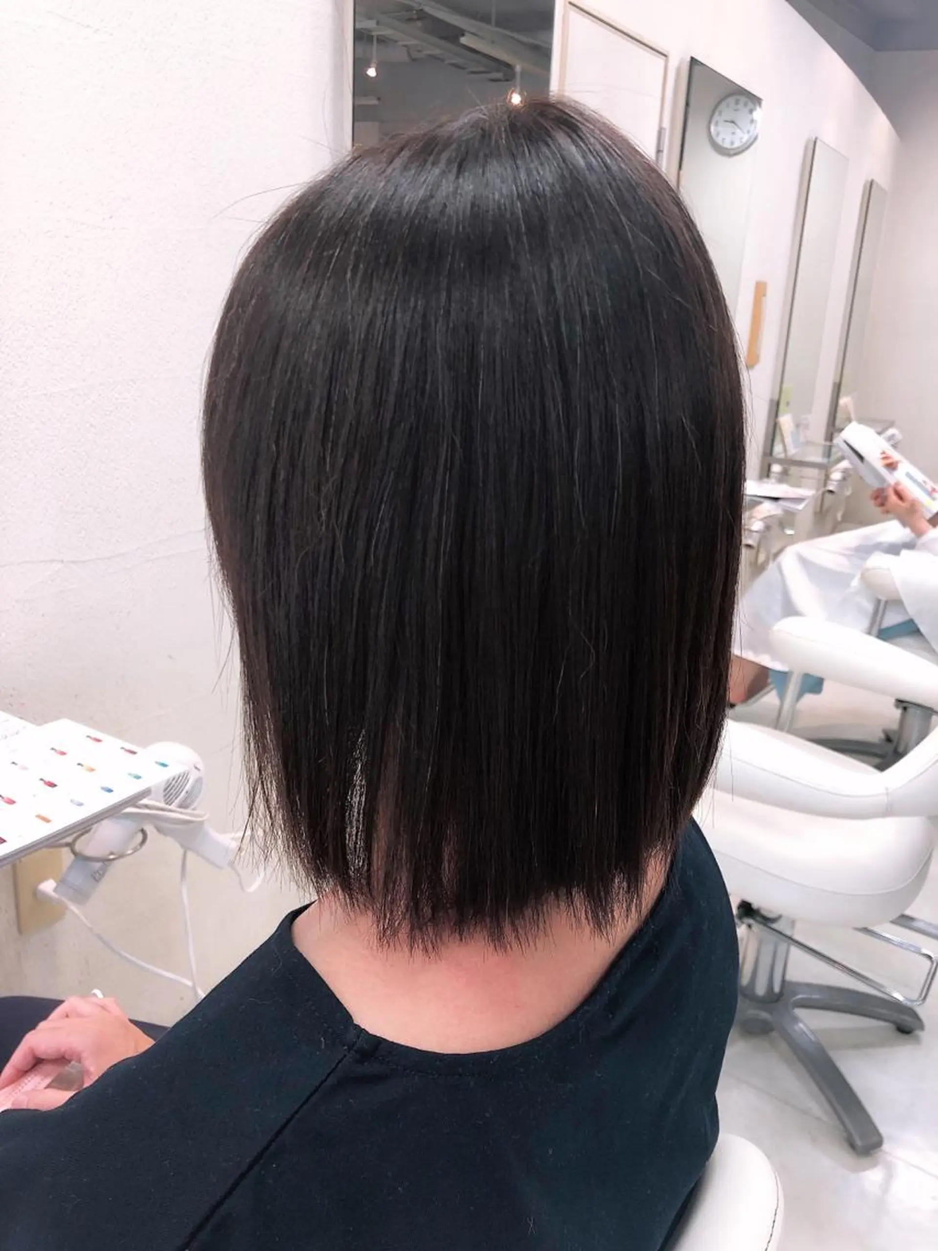 ミディアム 縮毛矯正 阿部 美咲のヘアスタイル