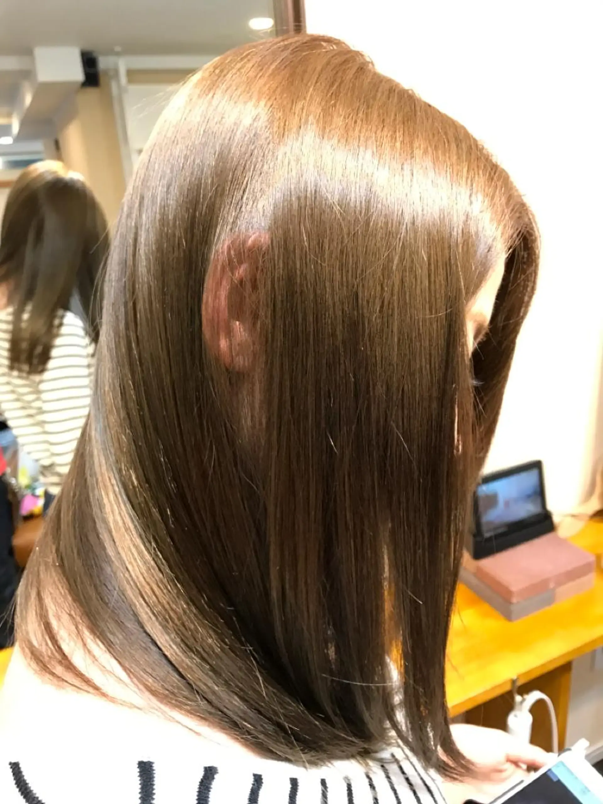 ミディアム 髙木 常幸のヘアスタイル