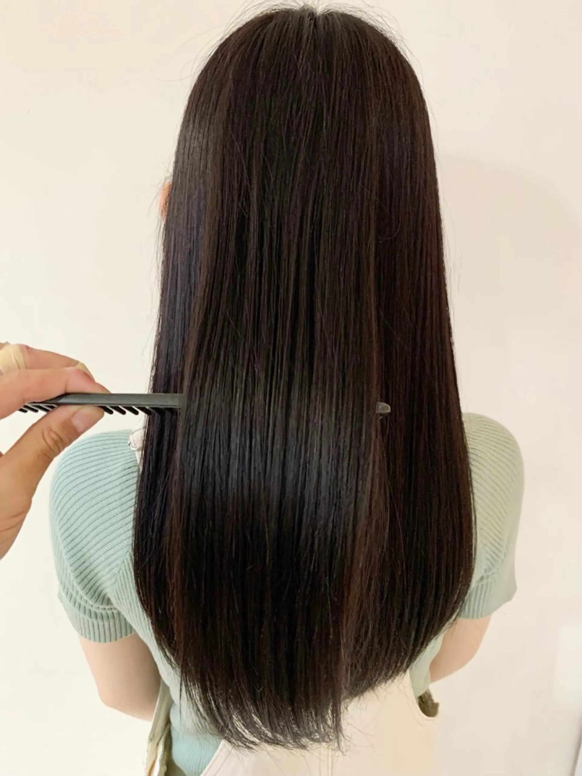 ロング 髪質改善 トリートメント 菅原リキヤ くびれレイヤーヘアのヘアスタイル