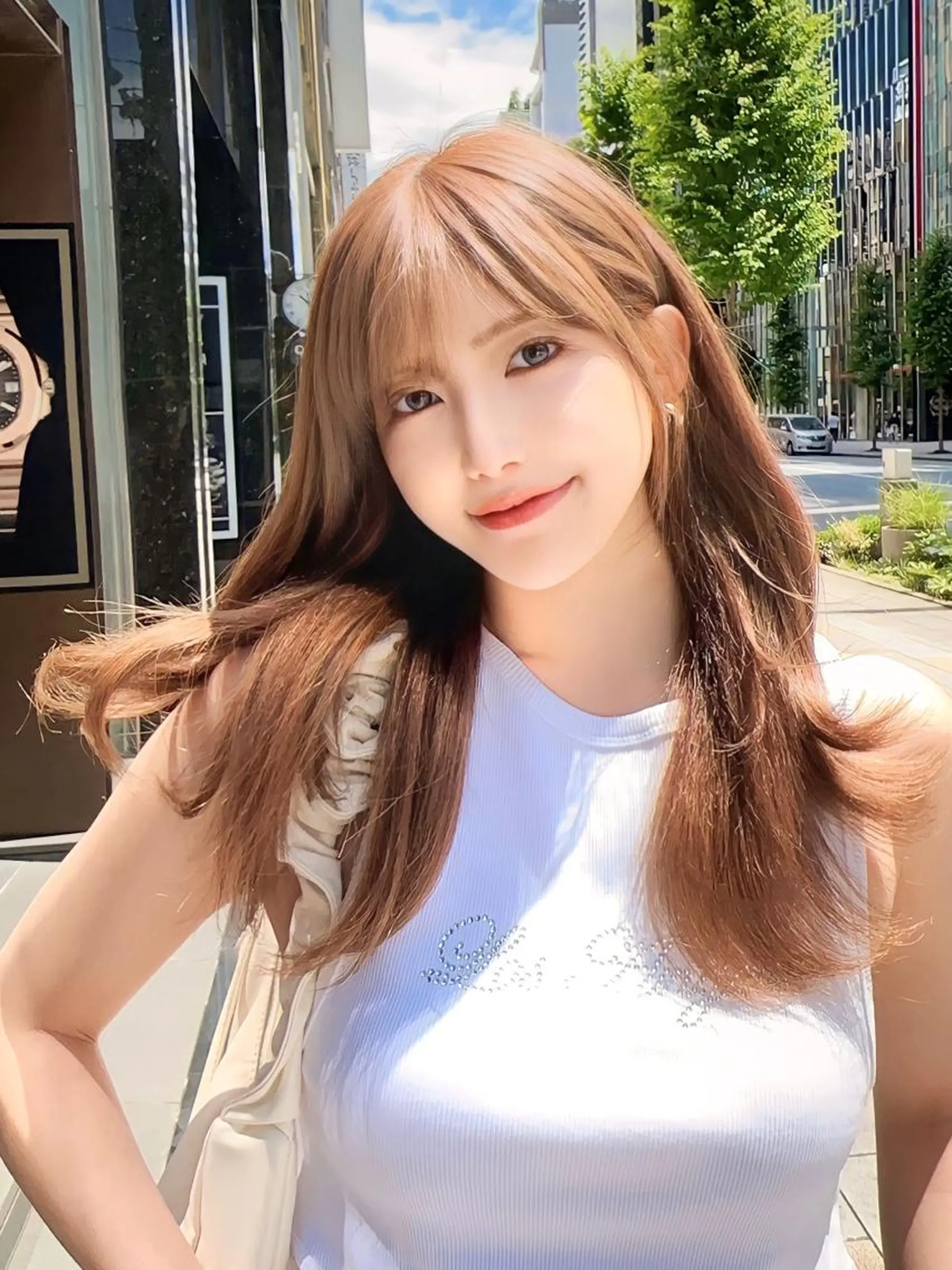 セミロング カラー エギョモリ 顔まわりレイヤー 顔周りカット ハイレイヤー ヨシンモリ カット ヘアカラー トリートメント 顔周り特化/韓国ヘア /レイヤー/吉野幸大のヘアスタイル