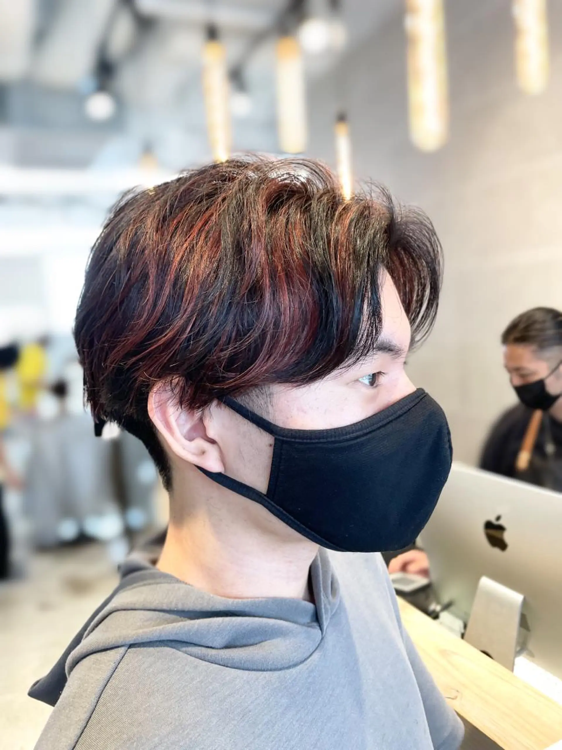 ショート カラー メンズ meme原宿所属・ブロンド・ハイトーン ／遠藤将太のヘアスタイル