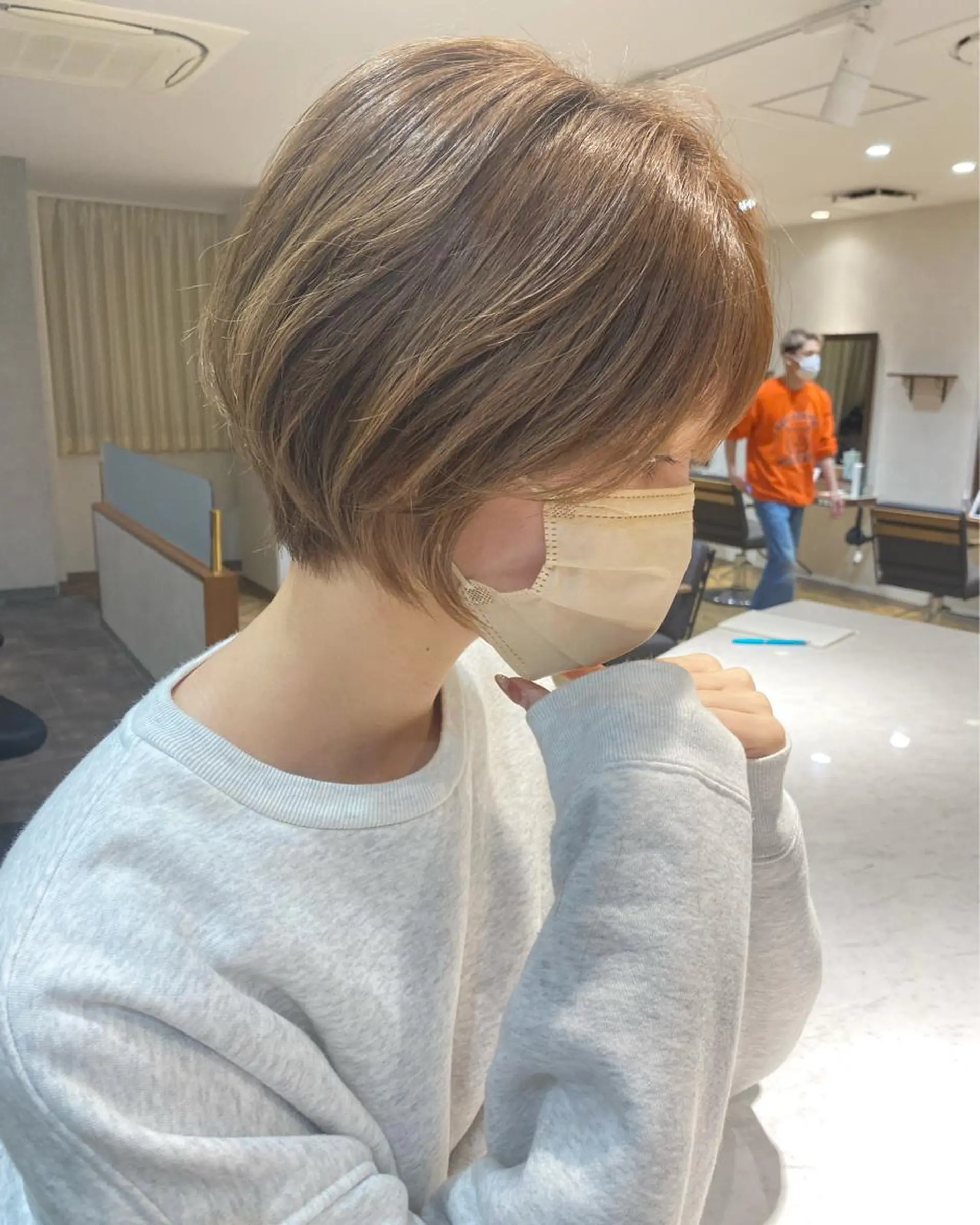 ショート カラー 木元 瑛✂︎ボブのヘアスタイル