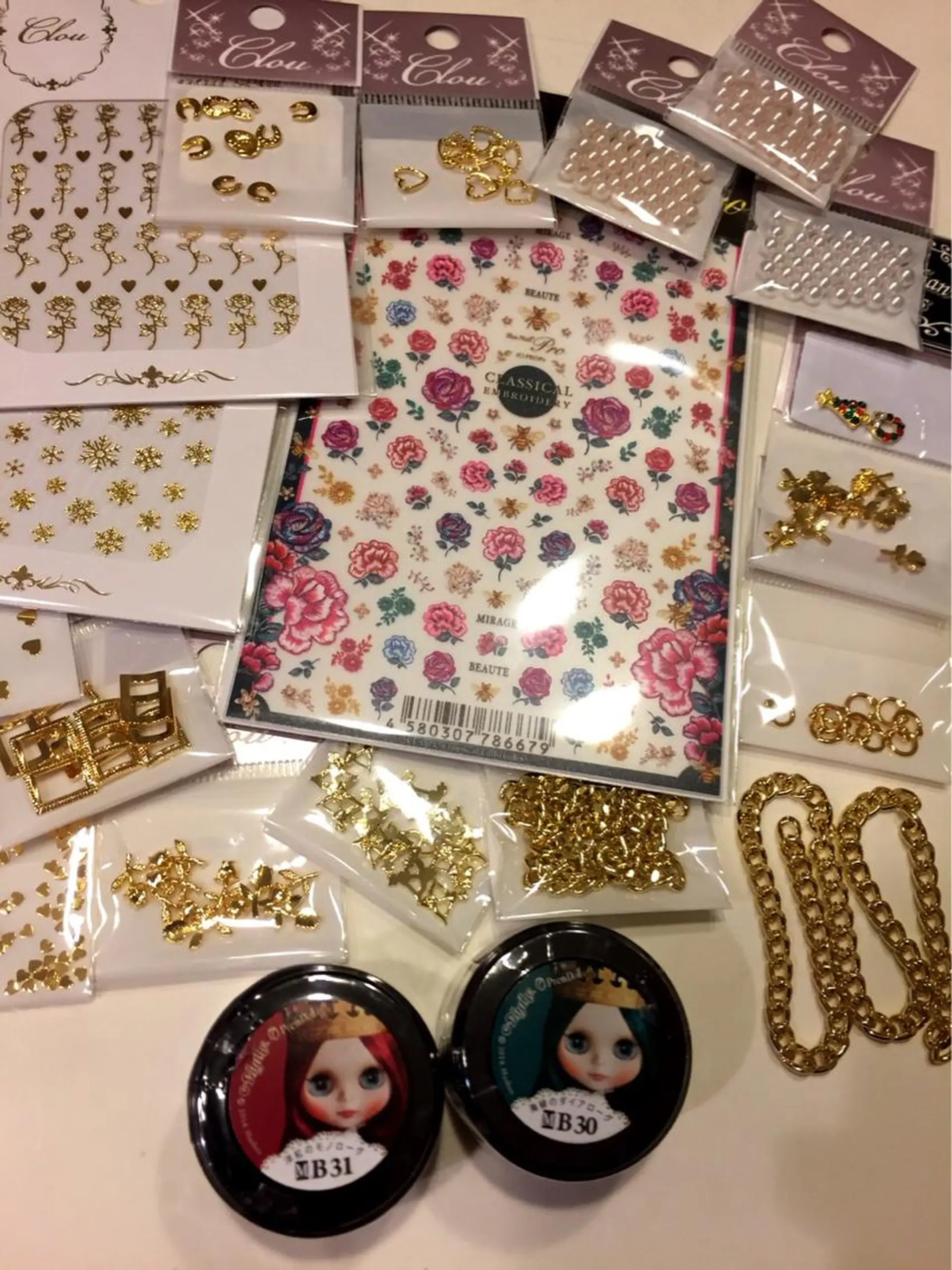 ネイル ゴールド 冬ネイル クリスマス 心と体が整う腸活 サロン ラクシュミーのその他イメージ