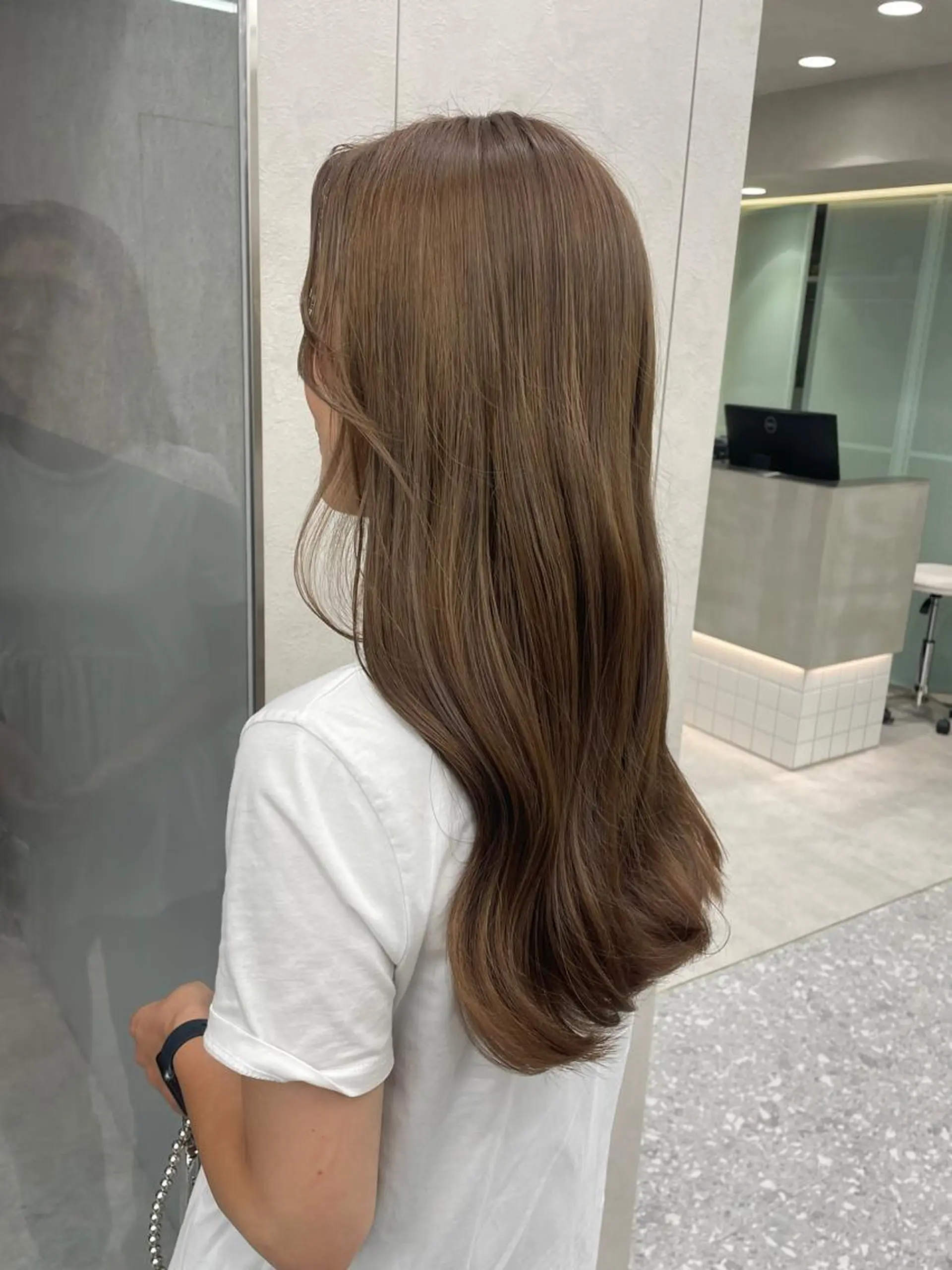 カラー ヘアカラー トリートメント ヘッドスパ ヘアセット 韓国ヘア/レイヤー Londエレンのヘアスタイル