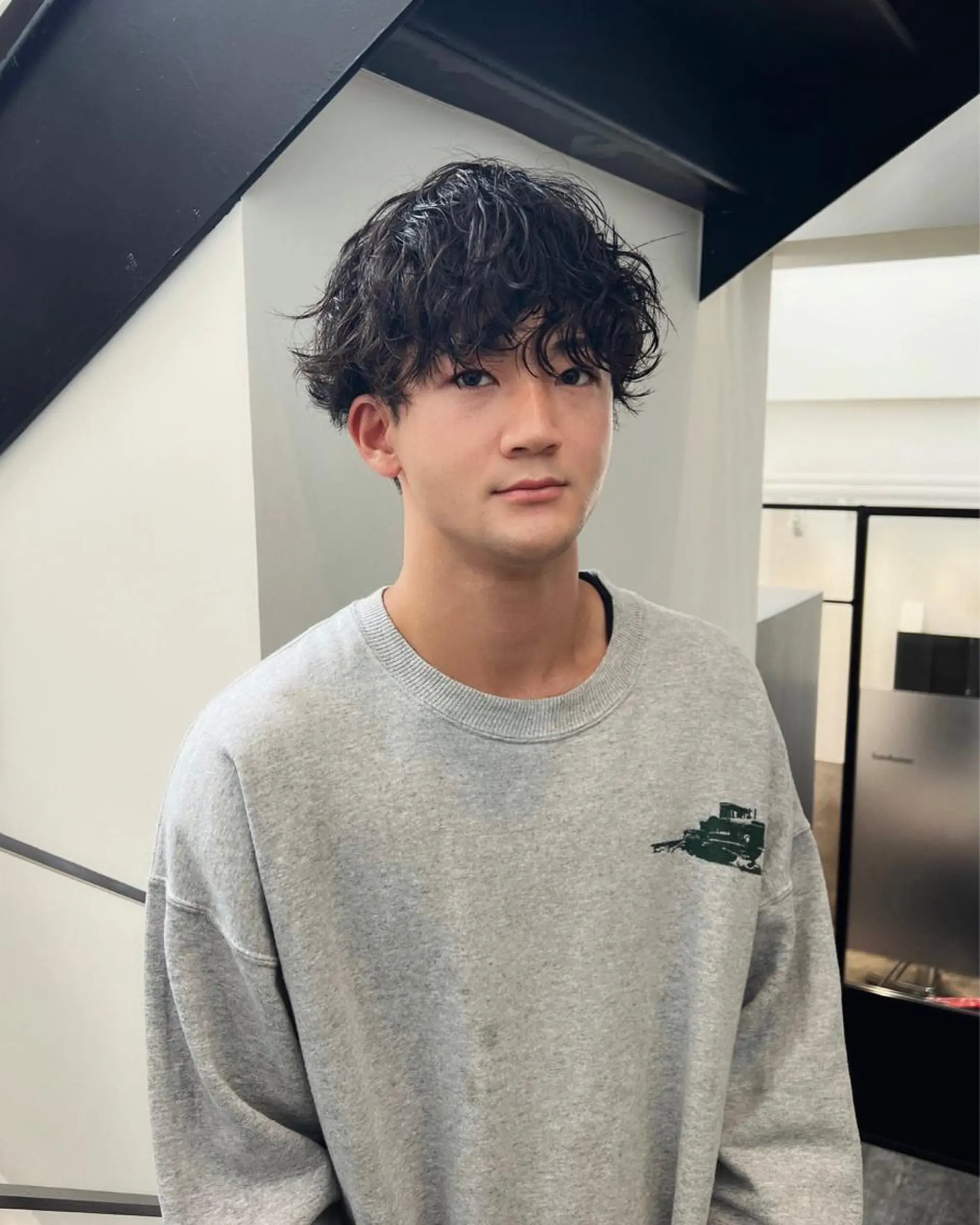 パーマ メンズ メンズパーマ カット パーマ Qin shaire salon 原宿verno店所属・【センターパート】 ETO／江藤翼の眉毛・アイブロウイメージ