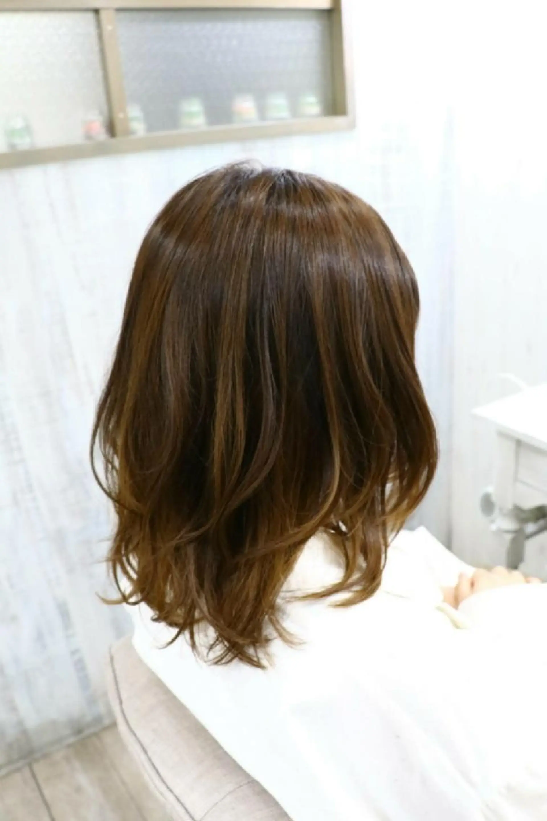 ミディアム ミディアムレイヤー レイヤーカット little 柏 【リトルカシワ】所属・フジタミキ ✨メテオ TR、ヘッドスパのヘアスタイル