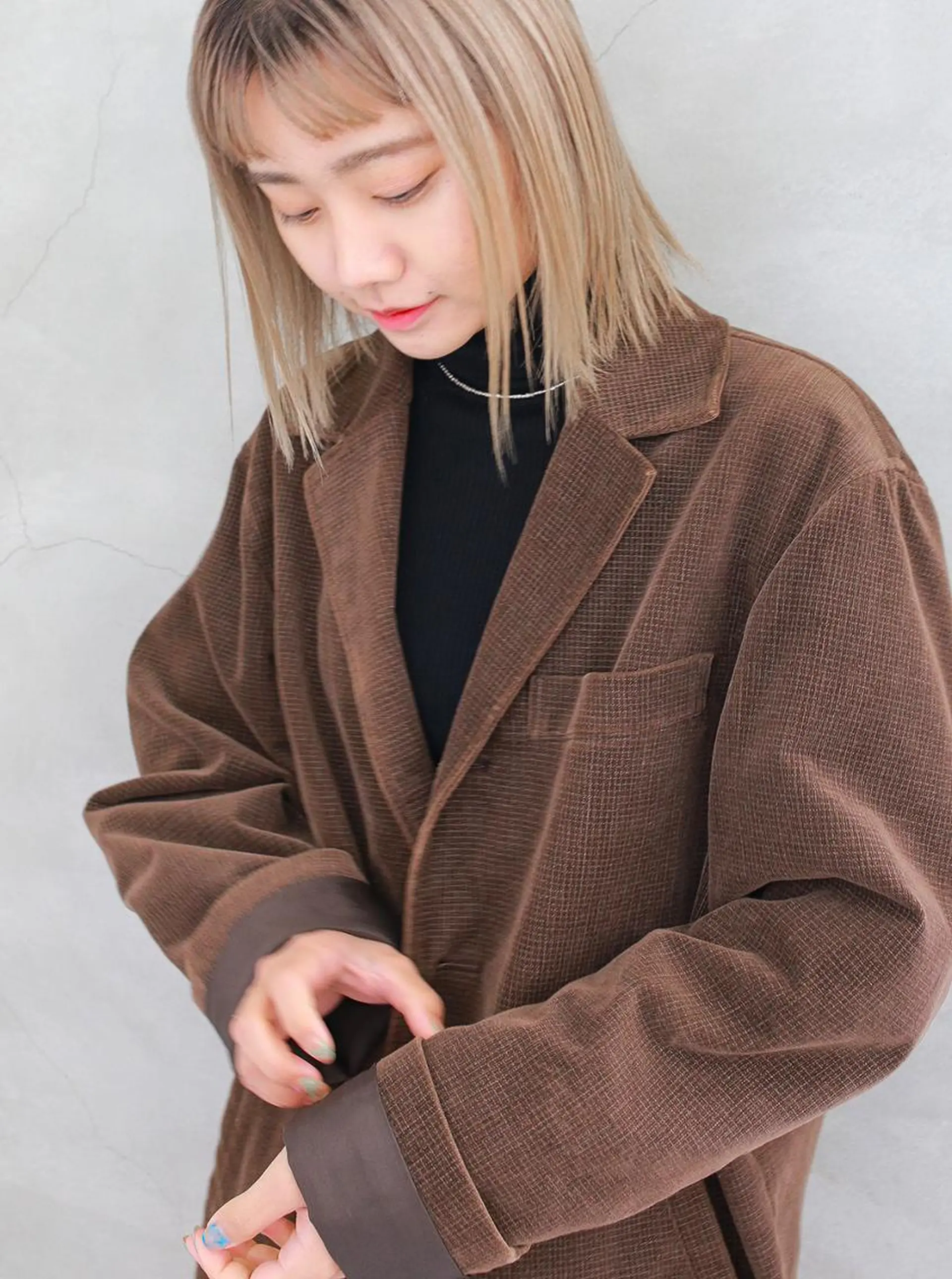 ミディアム カラー ブリーチカラーが人気 onnuのヘアスタイル