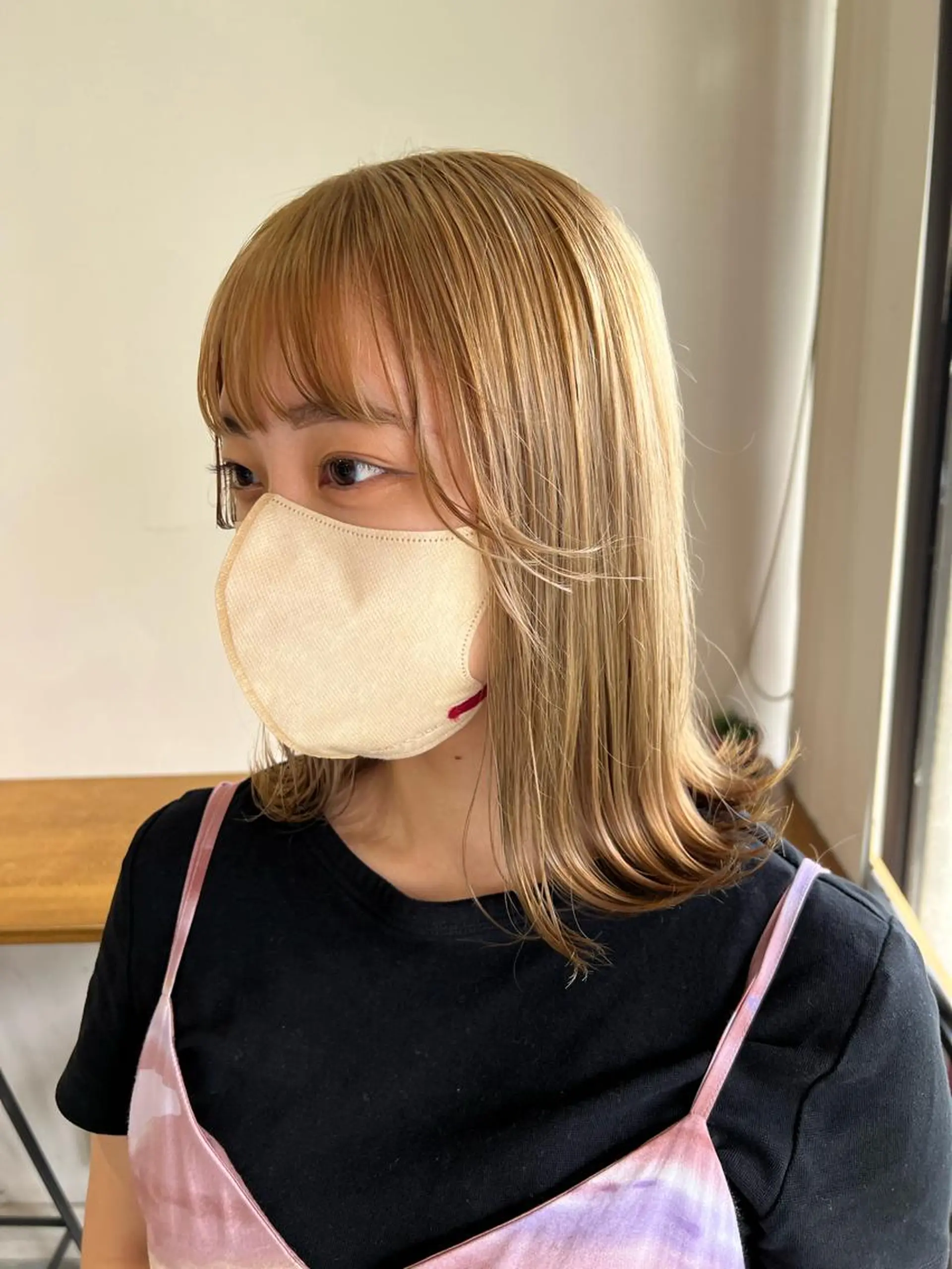 ミディアム カラー ヘアアレンジ ベージュカラー ミルクティーベージュ ヘアカラー トリートメント 金子 廉のヘアスタイル