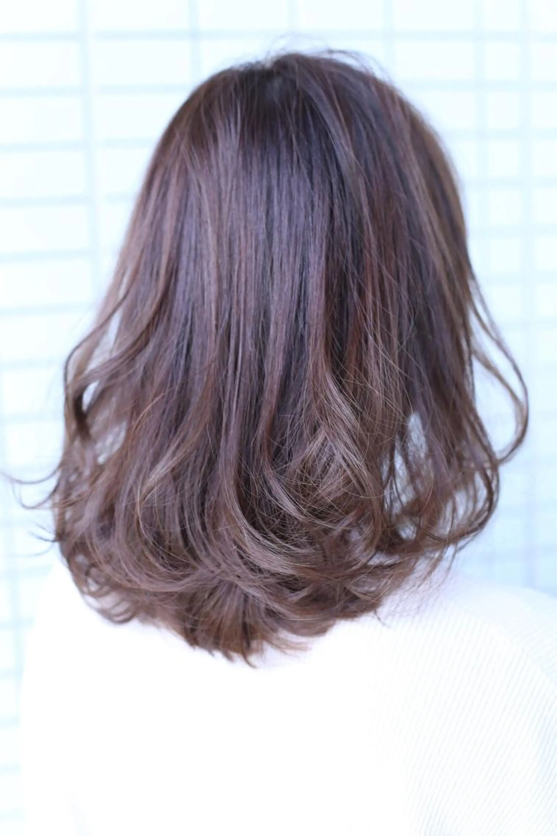 ミディアム カラー パーマ イルミナカラー カット ヘアカラー トリートメント ブレス渡辺 康介のヘアスタイル