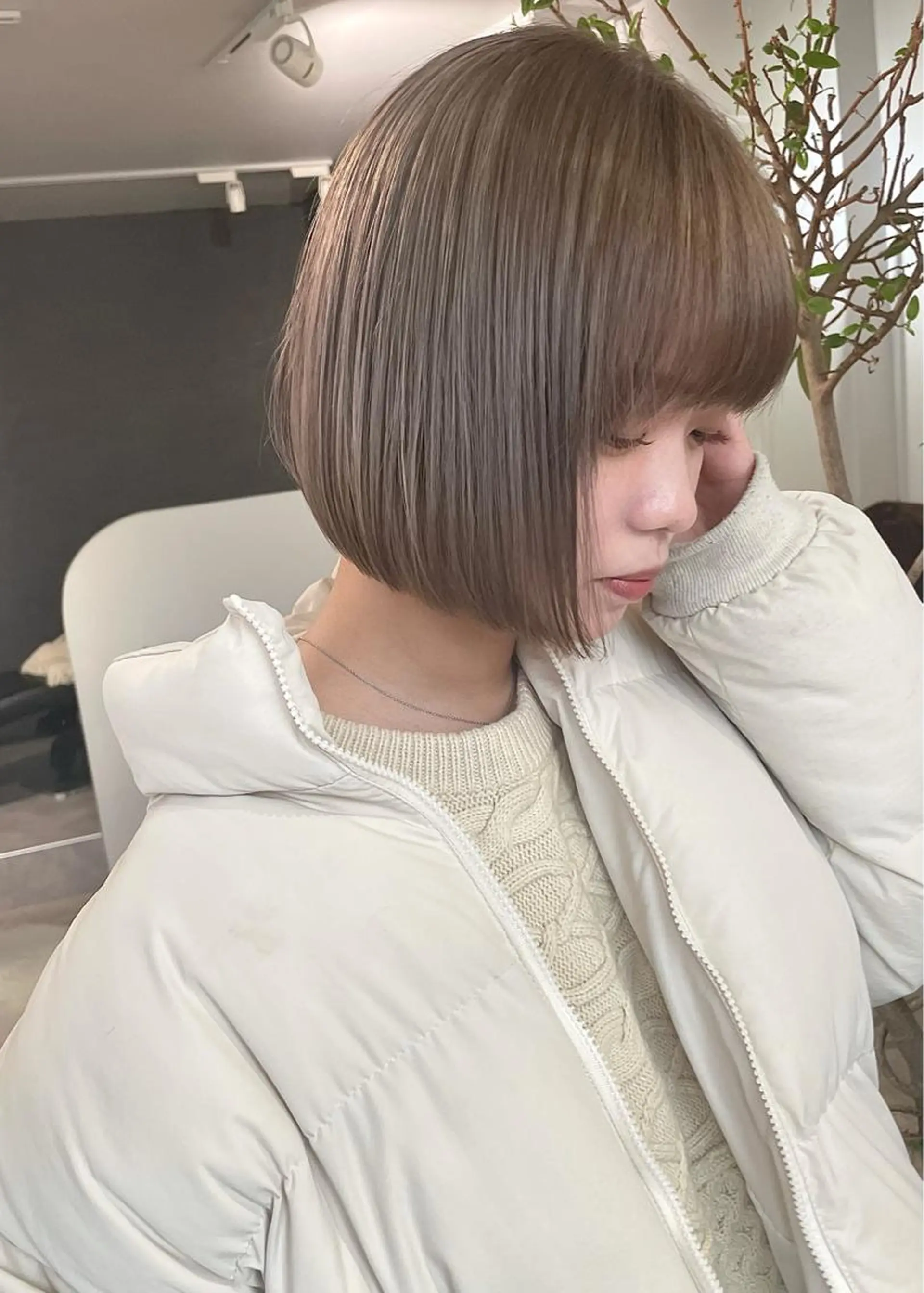 ショート 岸川 恭子のヘアスタイル