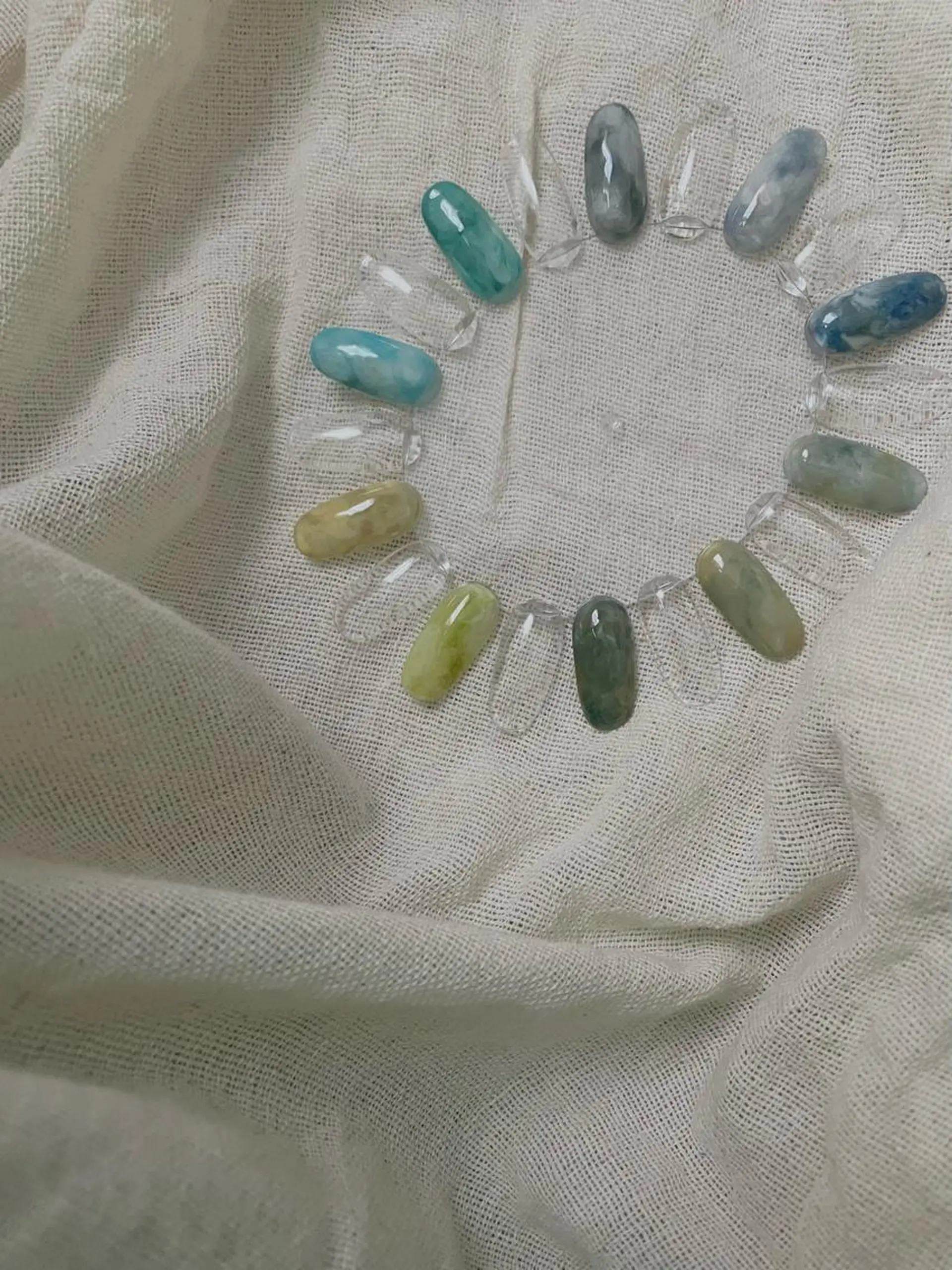 ネイル ニュアンスネイル 甲府市徳行 🧸prunelleのネイルデザイン