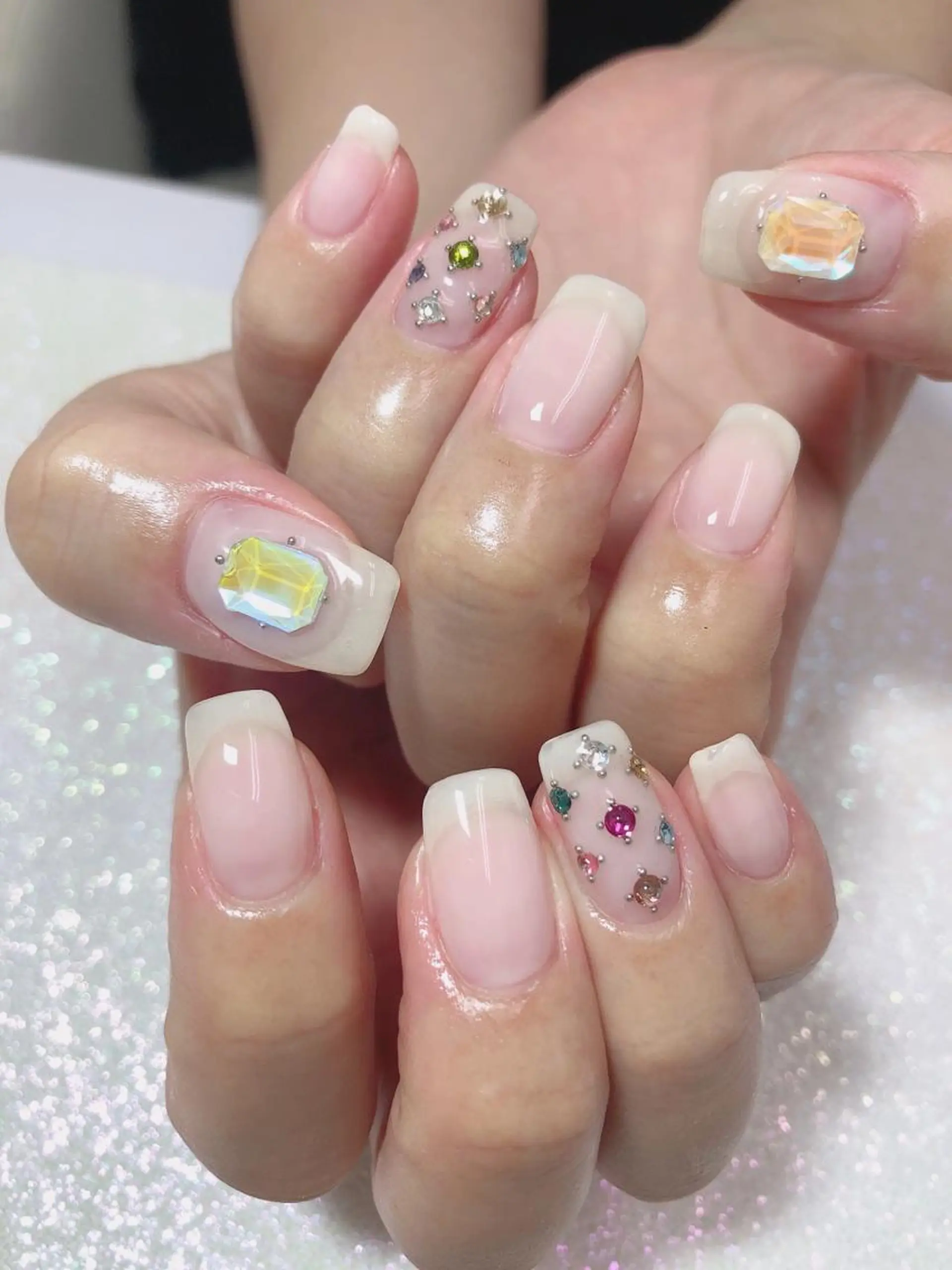 ネイル Flowerネイルサロン所属・. yukiのネイルデザイン