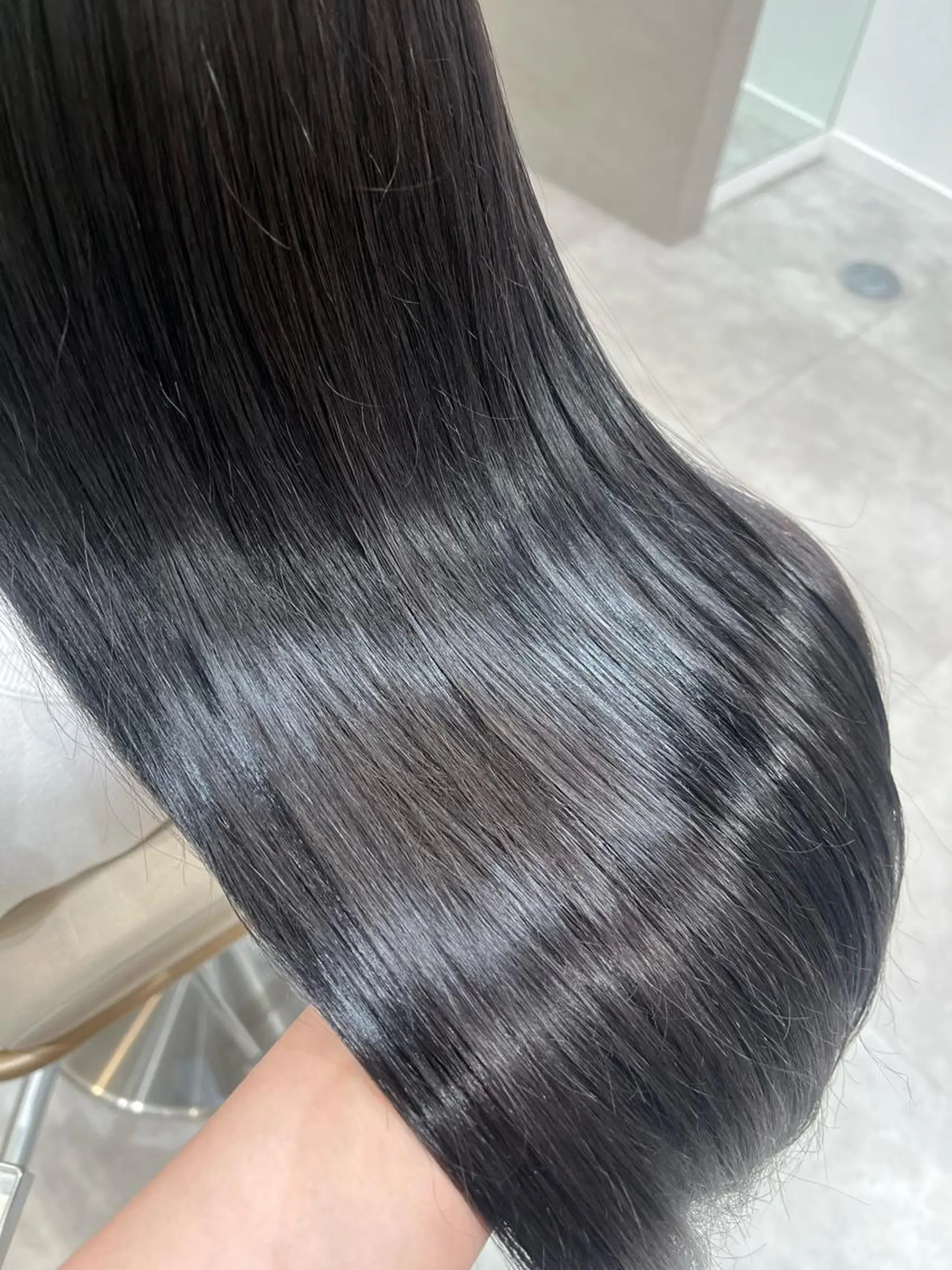 ロング カット ヘアカラー トリートメント ヘッドスパ 近 紗理奈のヘアスタイル