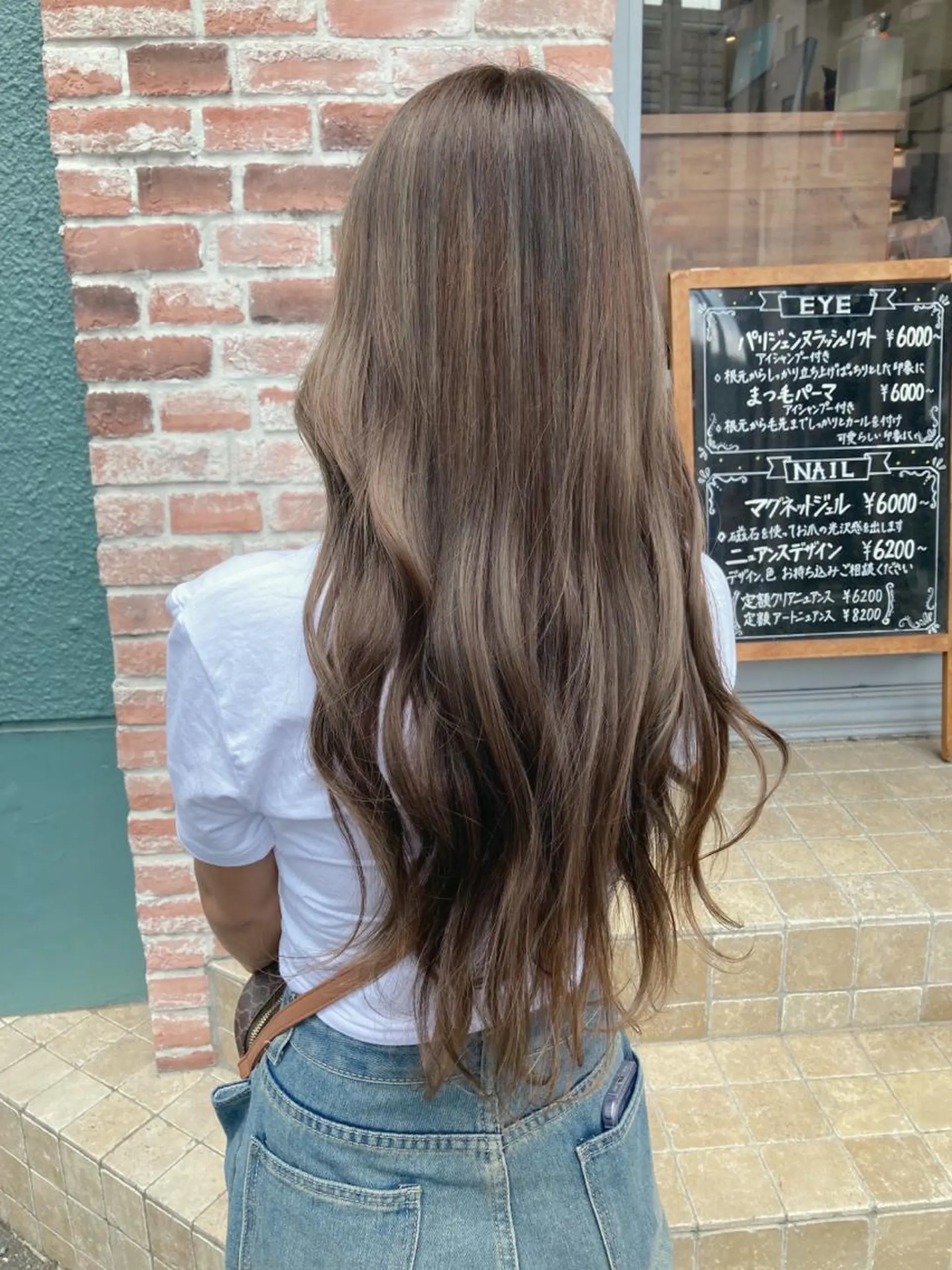 ロング カラー ベージュカラー オリーブベージュ オリーブカラー トリートメント パーマ/イルミナ カラー　三浦菜々子のヘアスタイル