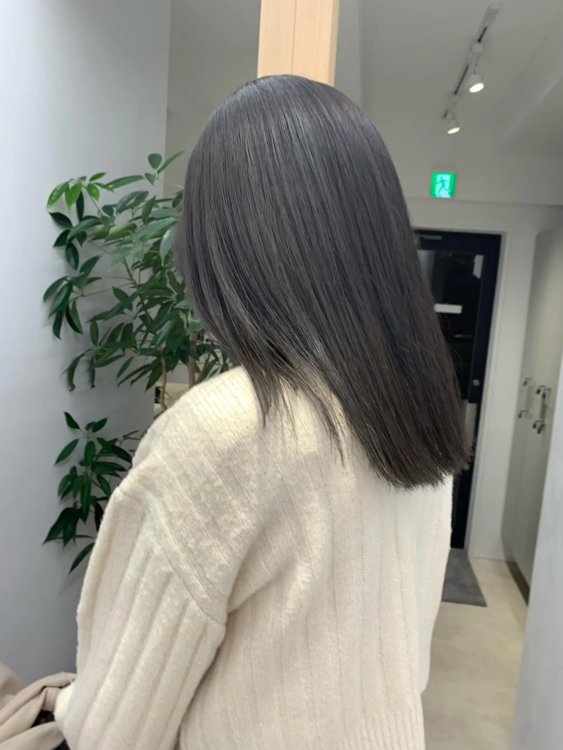 セミロング カラー REINA☁️透明感 カラー/ぷつっと♡のヘアスタイル