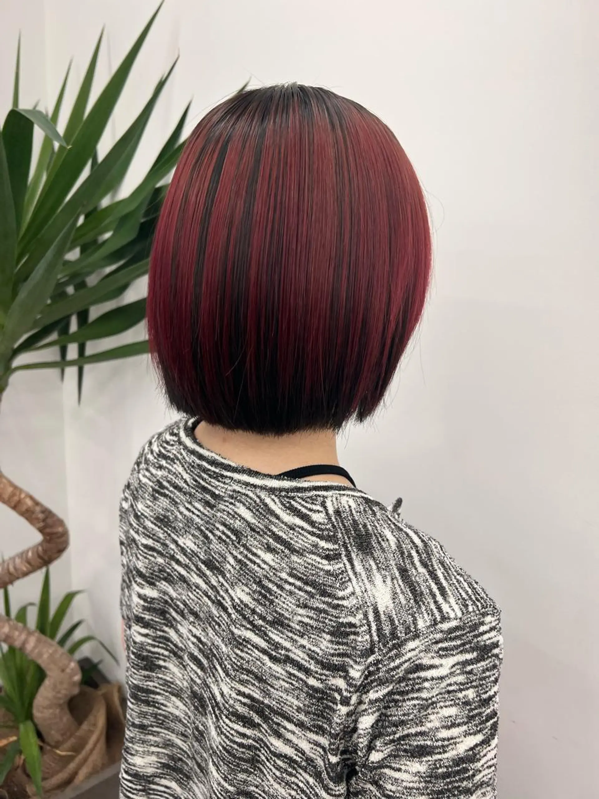 ショート カラー ヘアカラー ✨ブリーチ/顔周り レイヤー¦YUKA✨のヘアスタイル