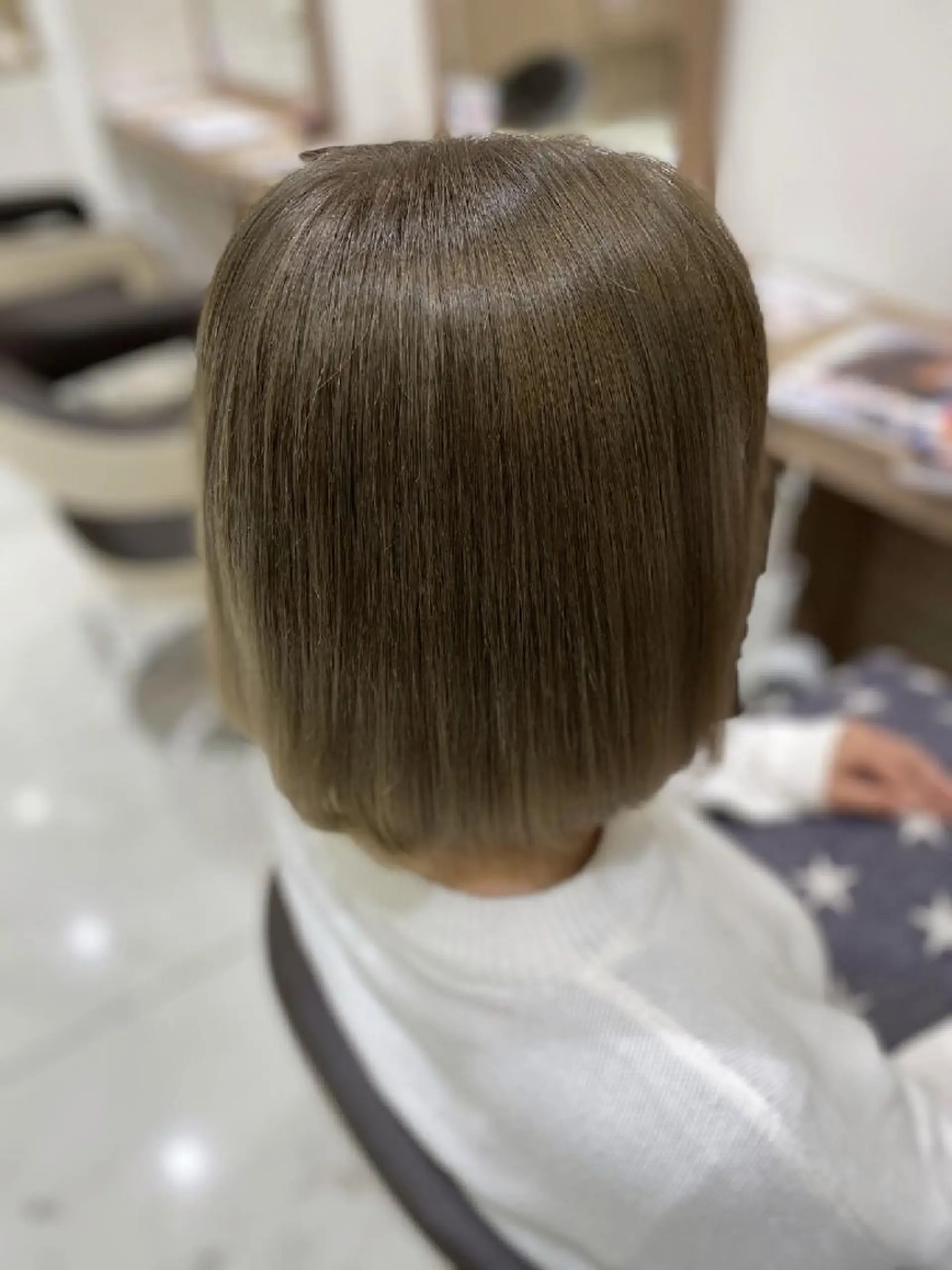 ショート カラー ベージュカラー ブリーチ 中村 和貴のヘアスタイル