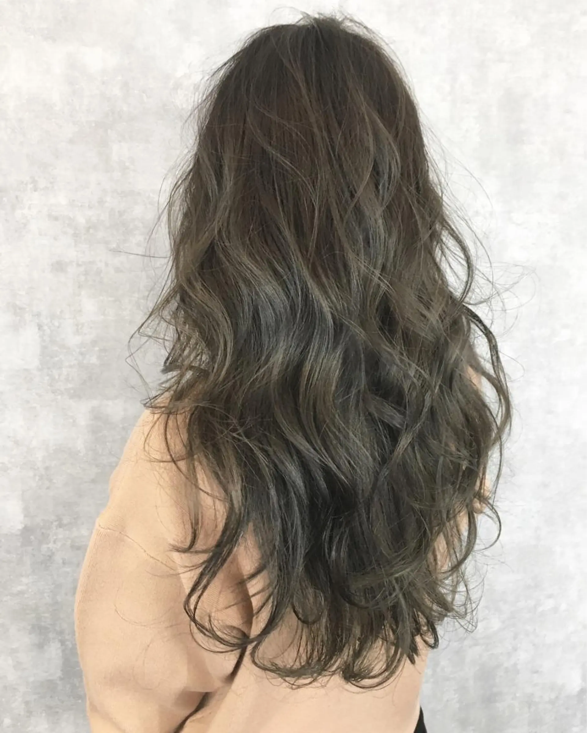 ロング カラー ヘアアレンジ ハイライトカラー ハイライト レイヤーカット レイヤーカット BLend 渋谷のヘアスタイル