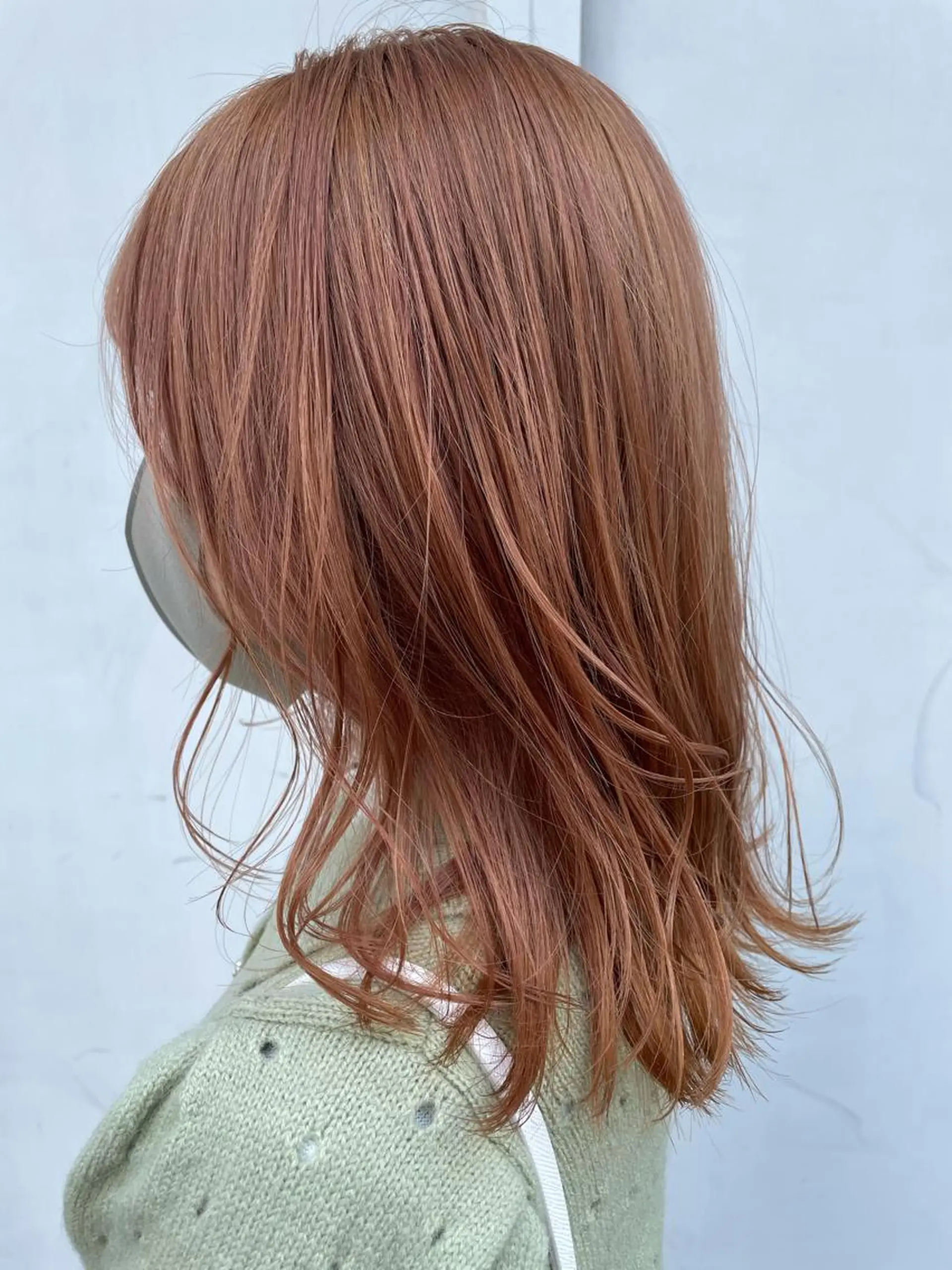 ミディアム カラー ベージュカラー 小関 仁晴のヘアスタイル