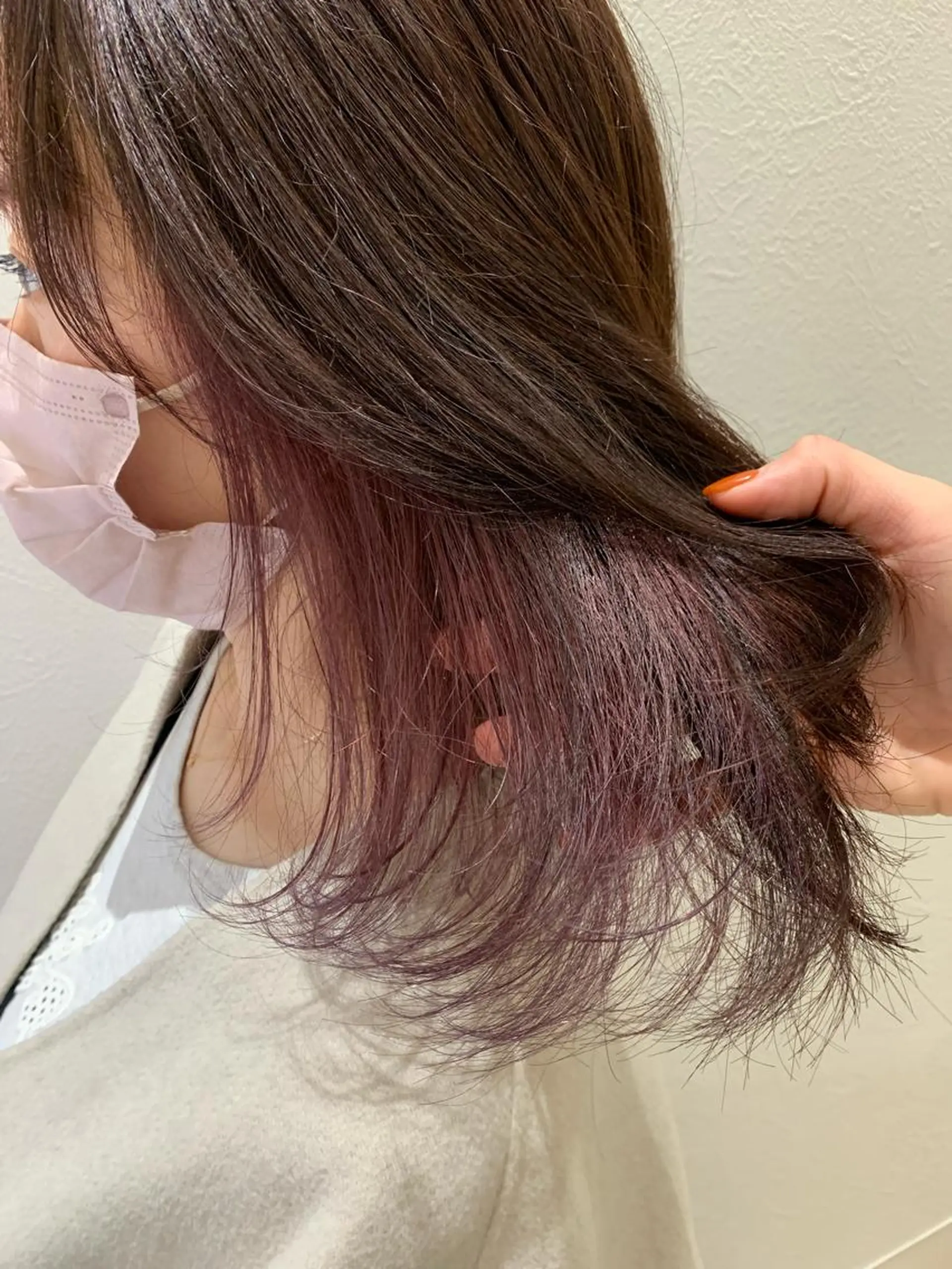 セミロング カラー ブリーチ インナーカラー ラベンダーカラー ピンクカラー ピンクラベンダー カット ヘアカラー トリートメント hub hair レイヤー/透明感のヘアスタイル
