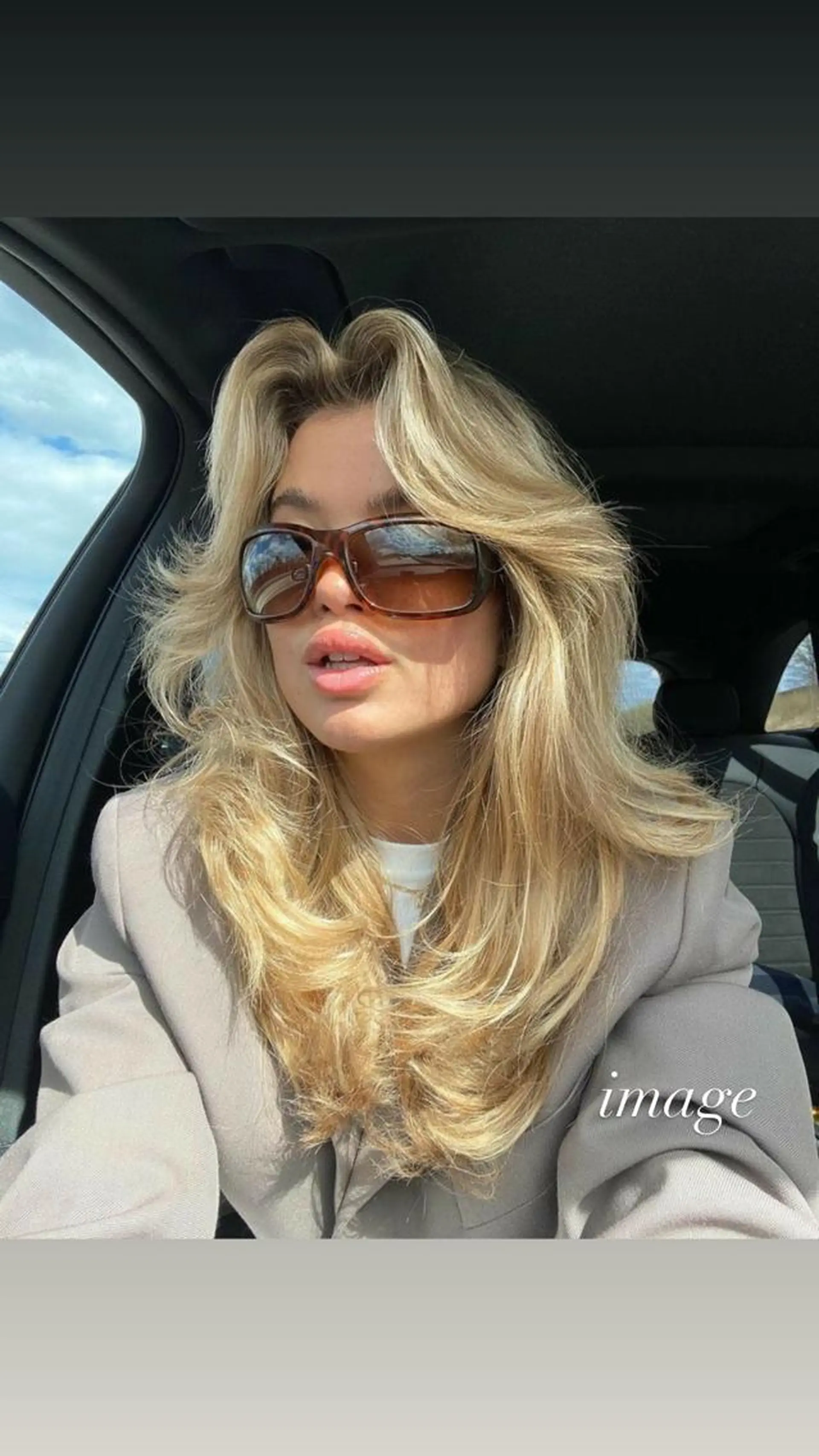 ミディアム カット 🇺🇸海外デザイン iCON TOKYOのヘアスタイル