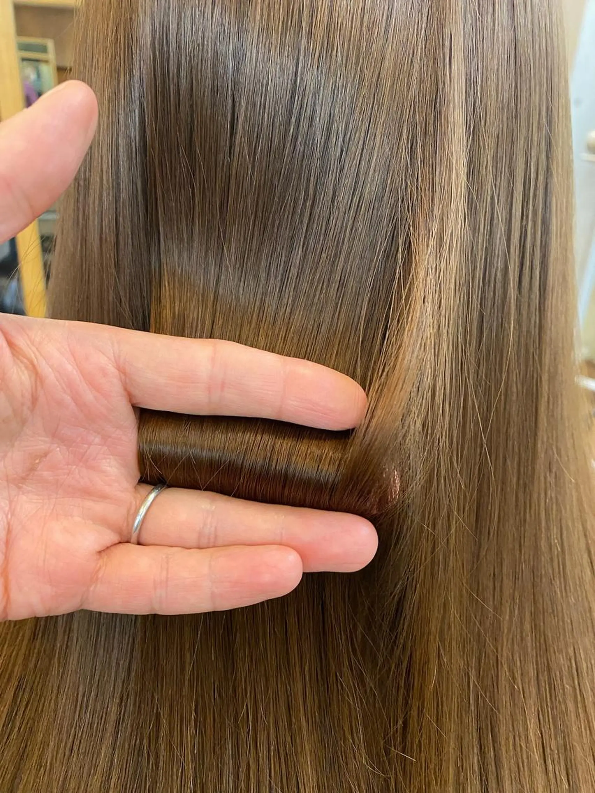 ロング カット 縮毛矯正 千 田のヘアスタイル