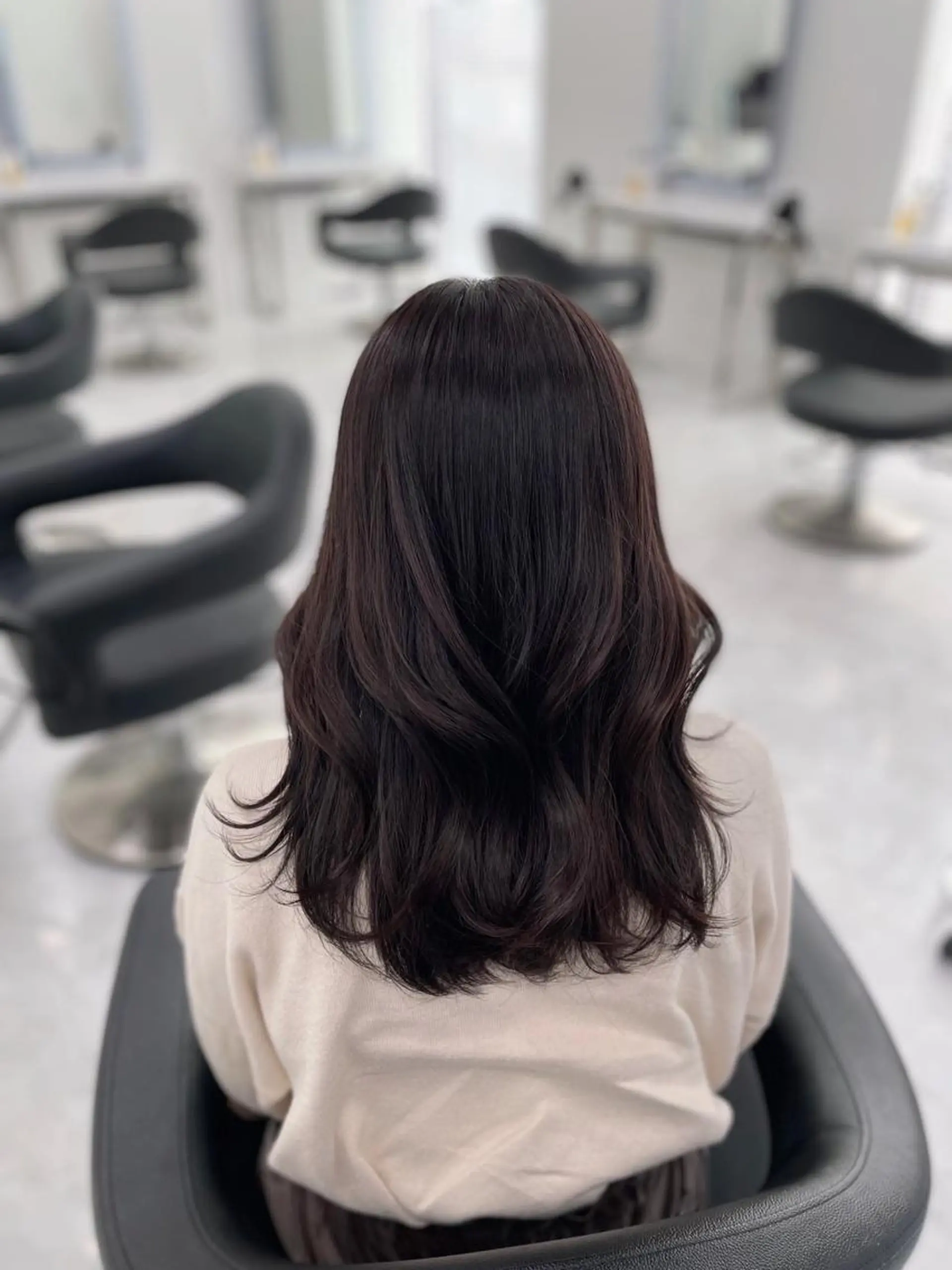 セミロング カラー ヘアアレンジ Ella所属・nana【艶髪】/ レイヤー/縮毛矯正のヘアスタイル