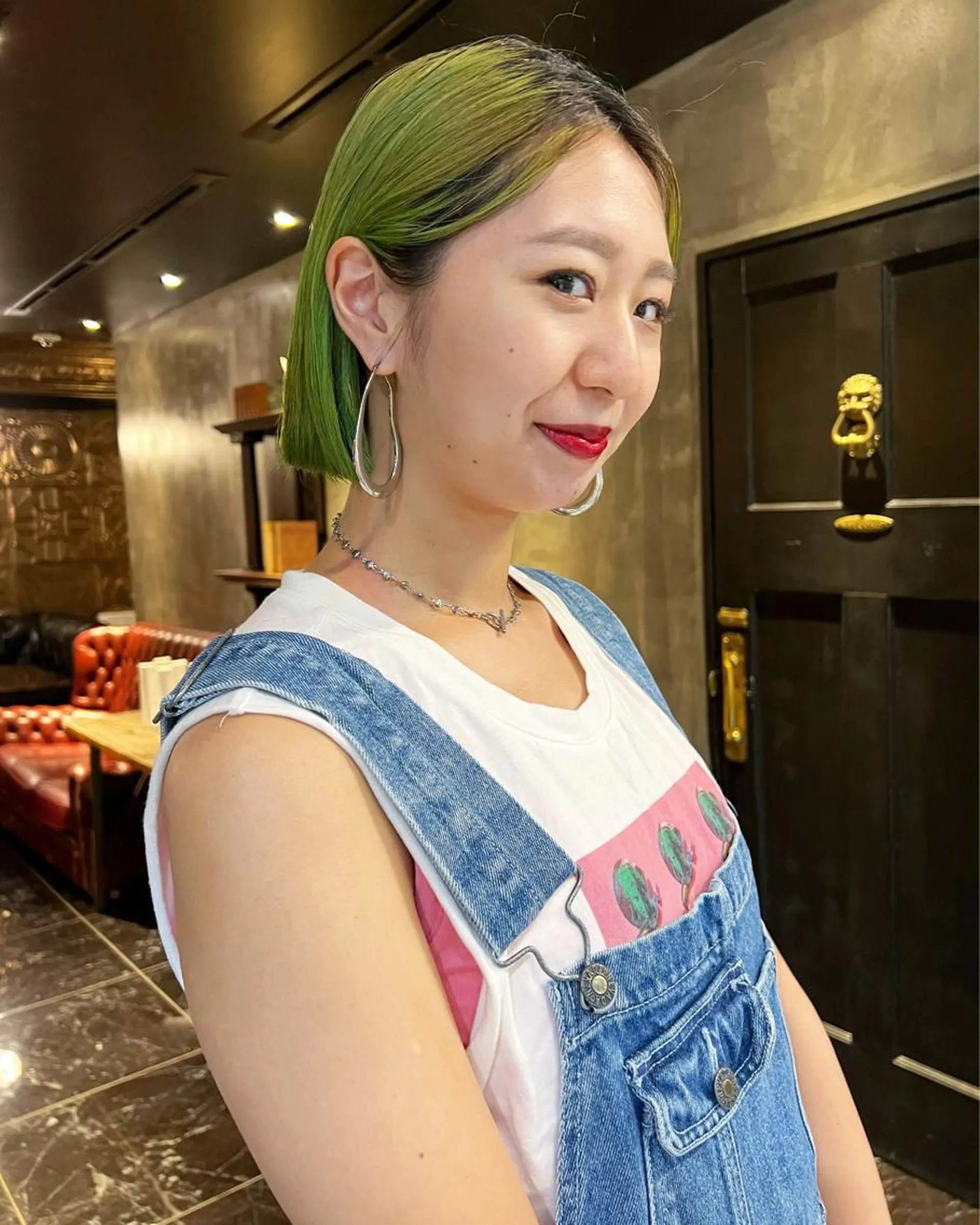 ミディアム カラー ヘアカラー haco＋所属・圧倒的デザイン力 店長🎨RENAのヘアスタイル