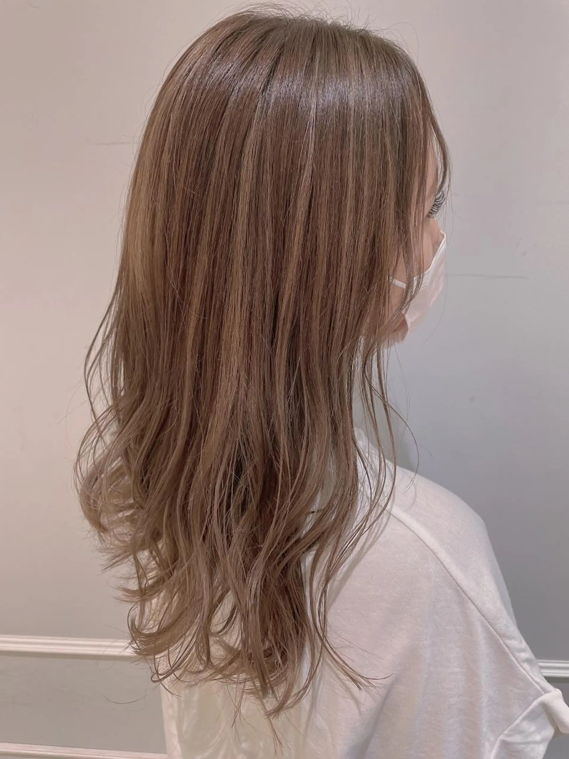 ロング カラー ベージュカラー ブリーチ ハイライトカラー ハイライト カット ヘアカラー トリートメント 🦖鶴岡香純🦖 産休中のヘアスタイル