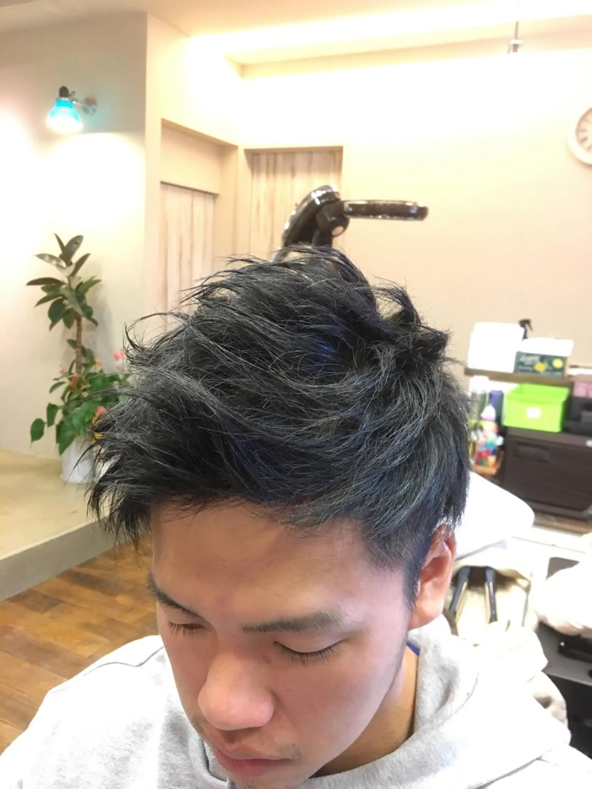 ショート ケアブリーチ&シール エクステの店和田翔莉のヘアスタイル