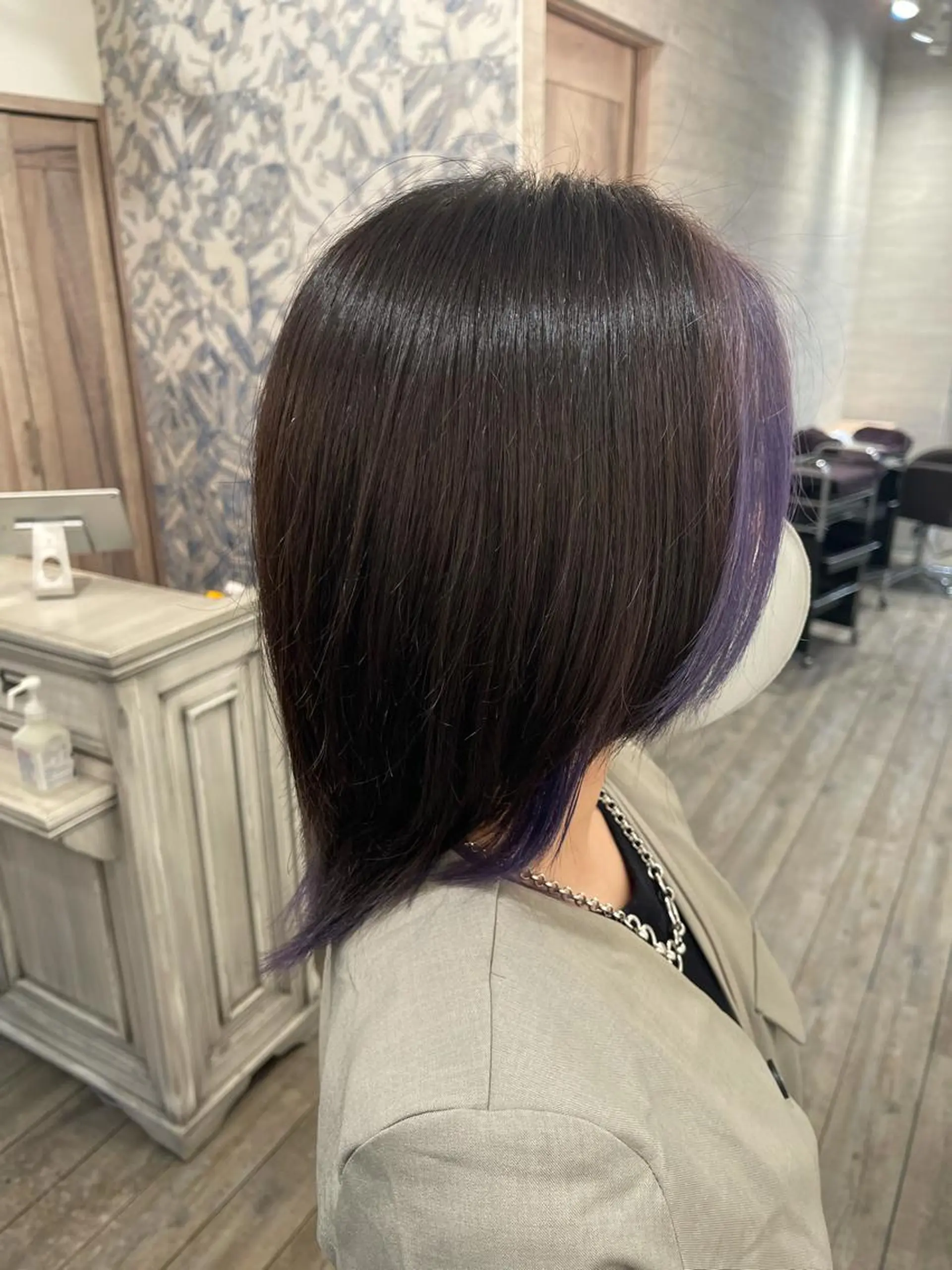 ミディアム ハイトーン ／ レイヤー/吉田陸斗のヘアスタイル