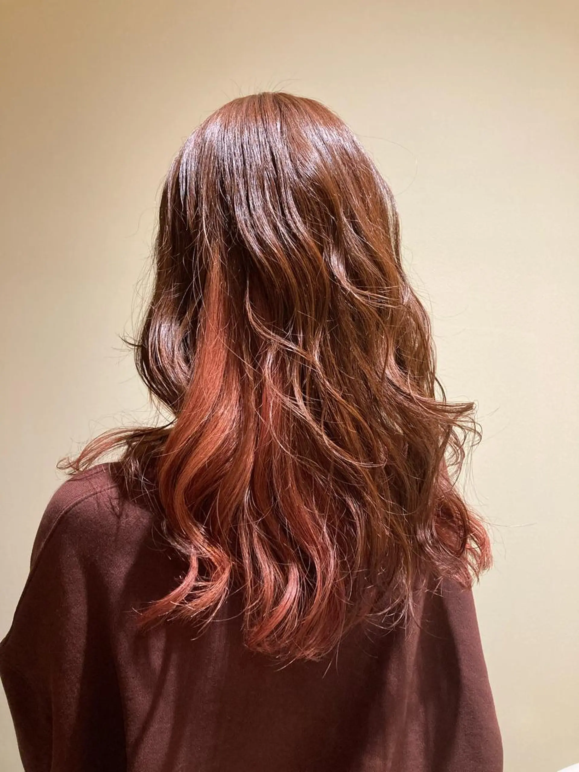 カラー ブラウンカラー インナーカラー ピンクカラー 野村 ゆいのヘアスタイル