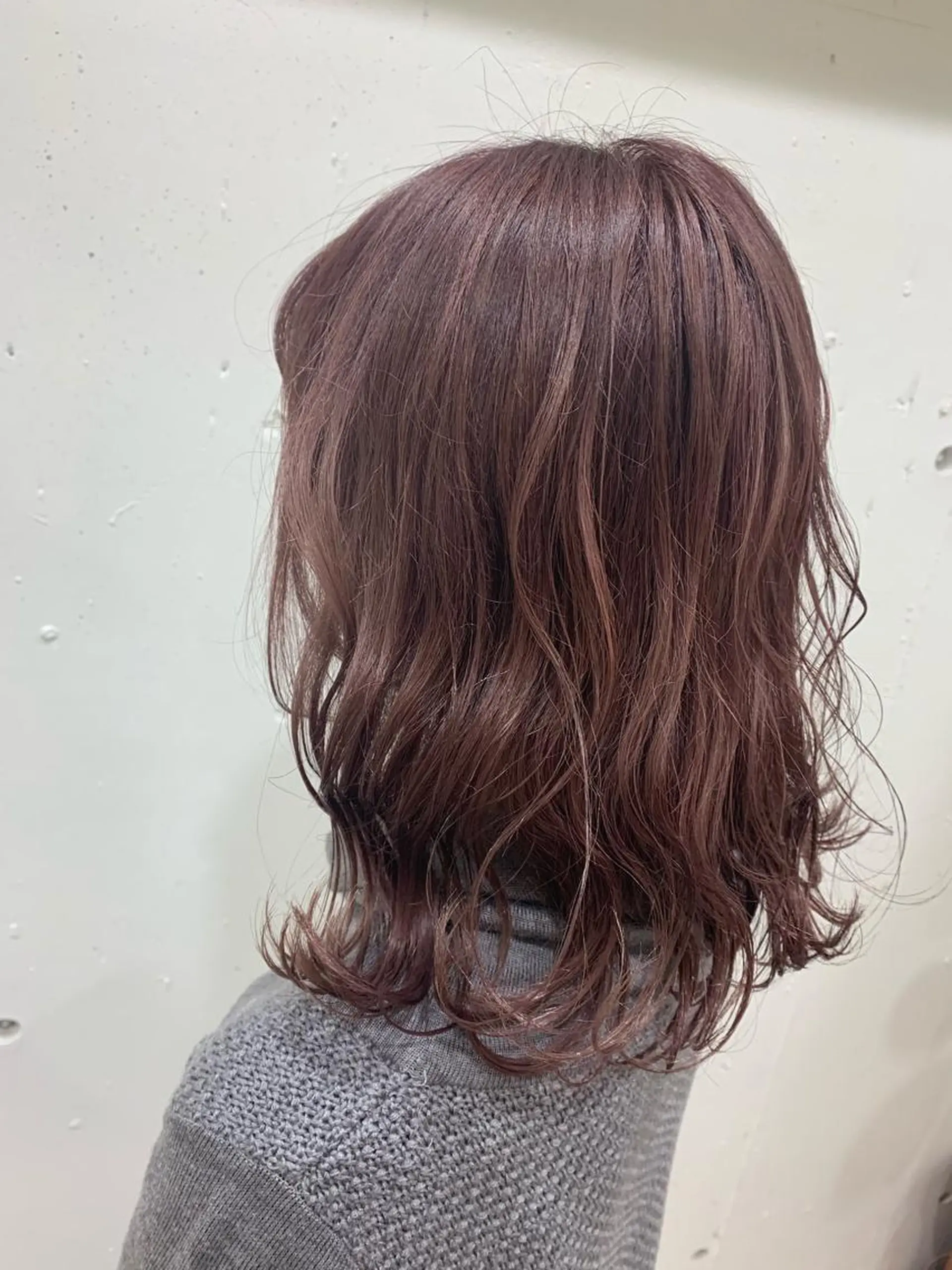 ミディアム カラー ブリーチ ピンクカラー ピンクパープル パープルカラー ヘアカラー トリートメント 🍑艶髪✖️暖色系 ✨momoka🍑のヘアスタイル