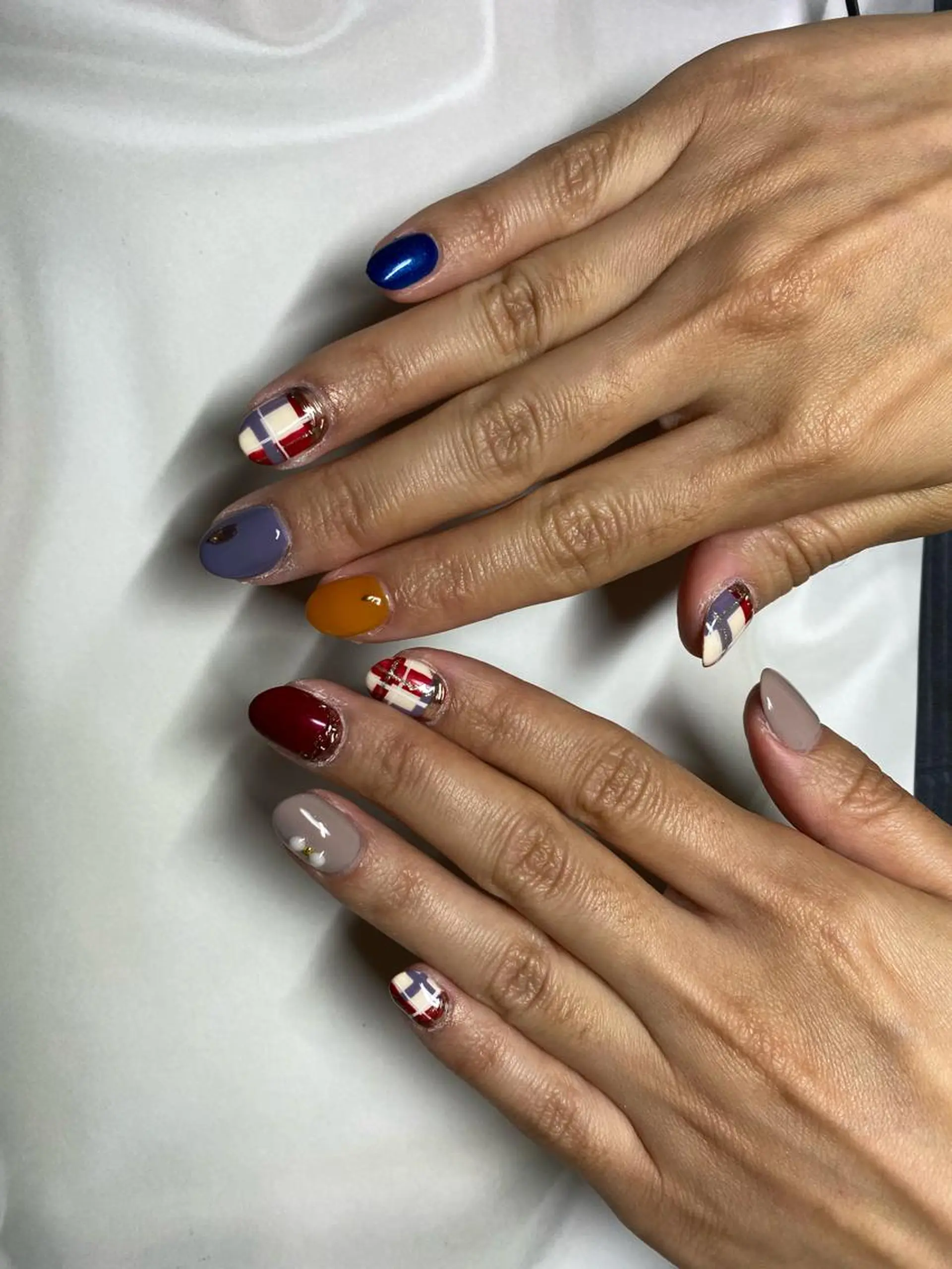 ネイル 持ち込み R.I所属・R.I みちのネイルデザイン