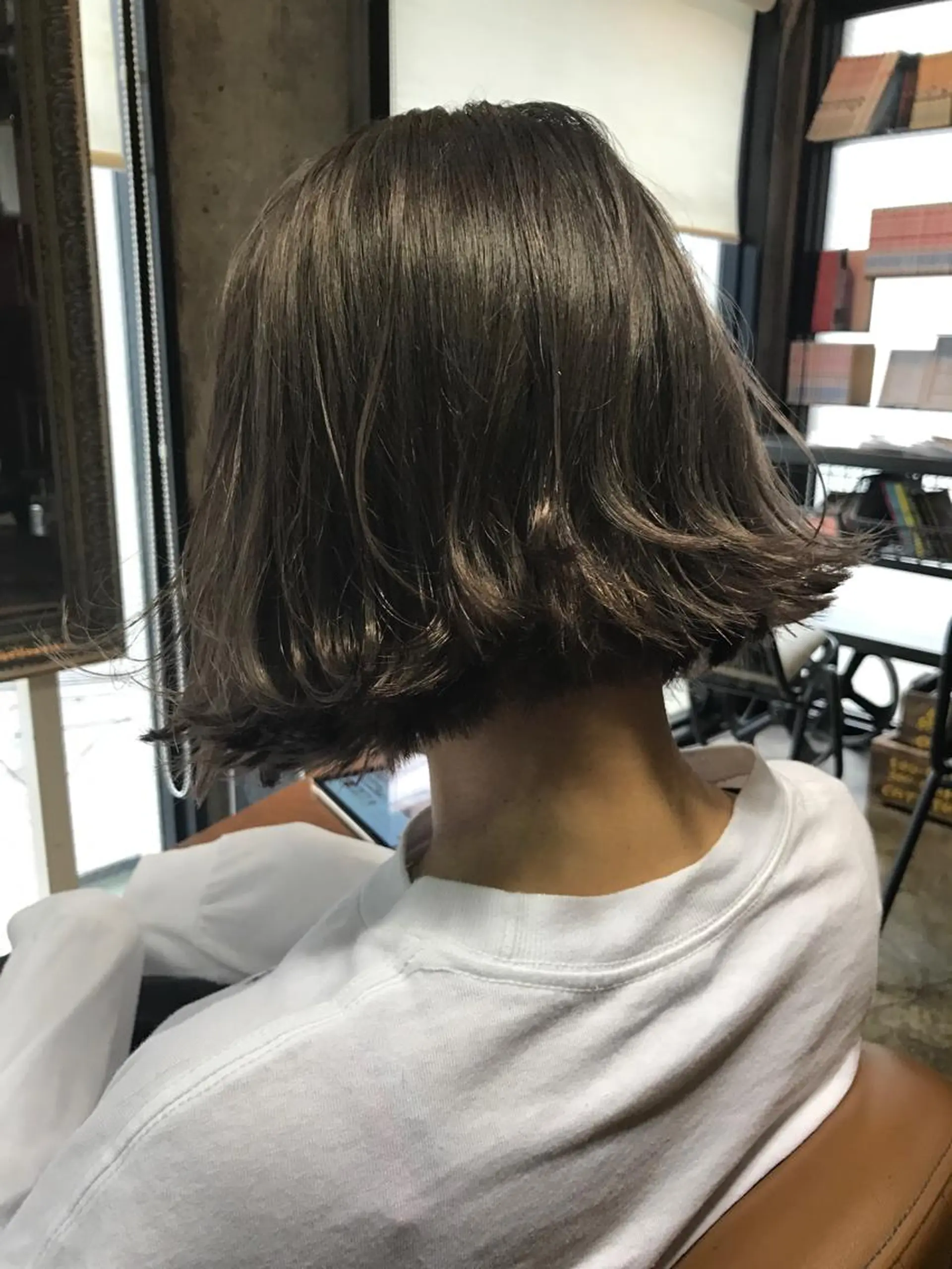 ショート カラー パーマ ヘアアレンジ メンズ キッズ ネイル マツエク・マツパ ダブルカラー グレージュ サロンドミルク 原宿のヘアスタイル
