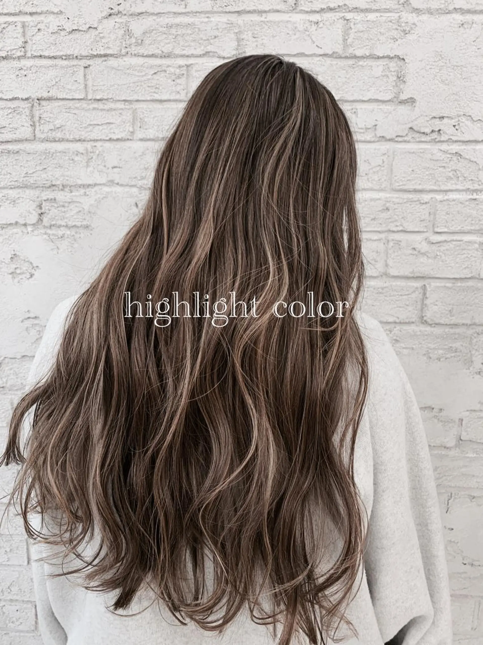 ロング ハイライト ハイライトカラー＆ ダブルカラー　田口のヘアスタイル