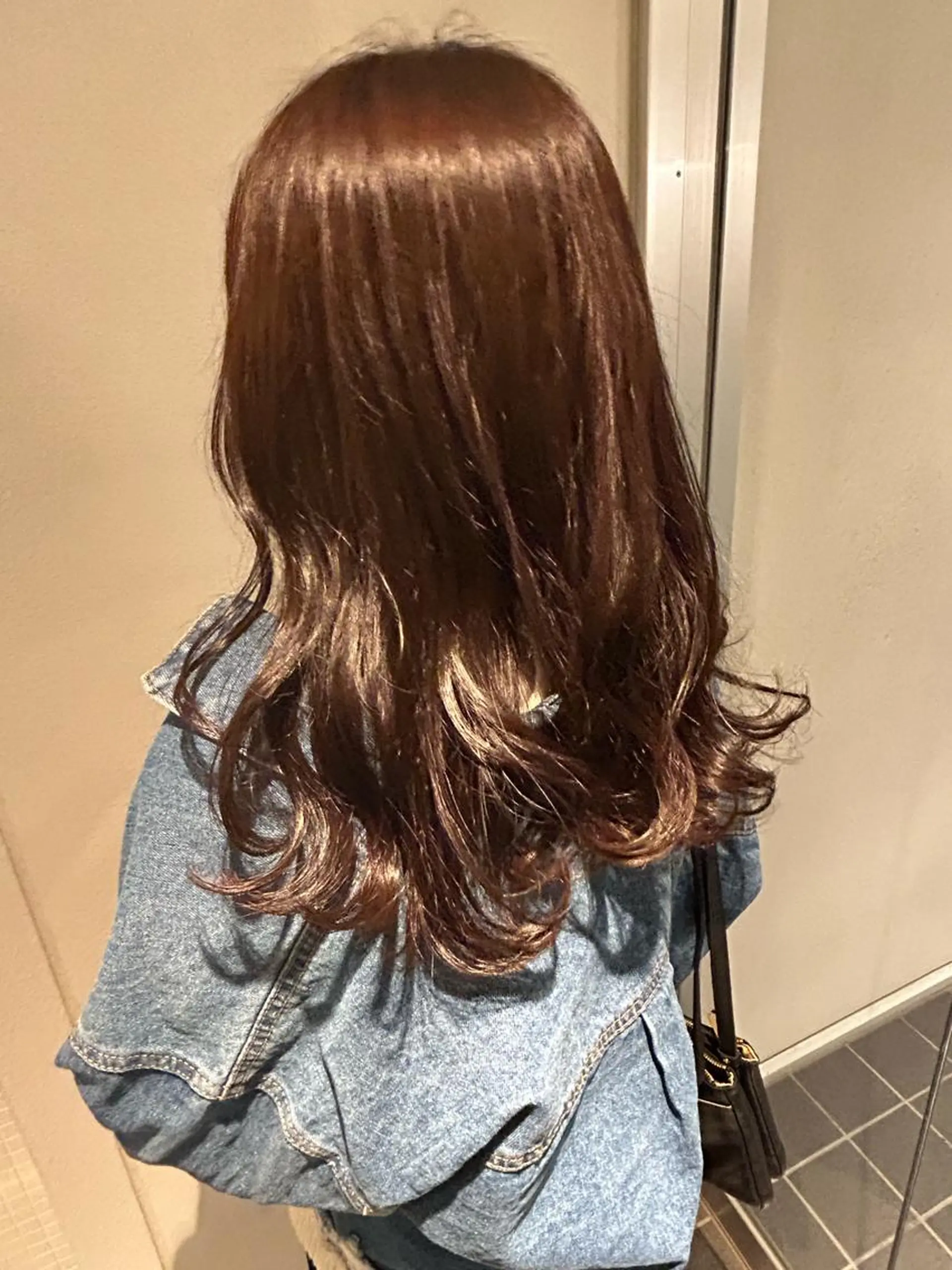 セミロング 中本 日葵梨のヘアスタイル