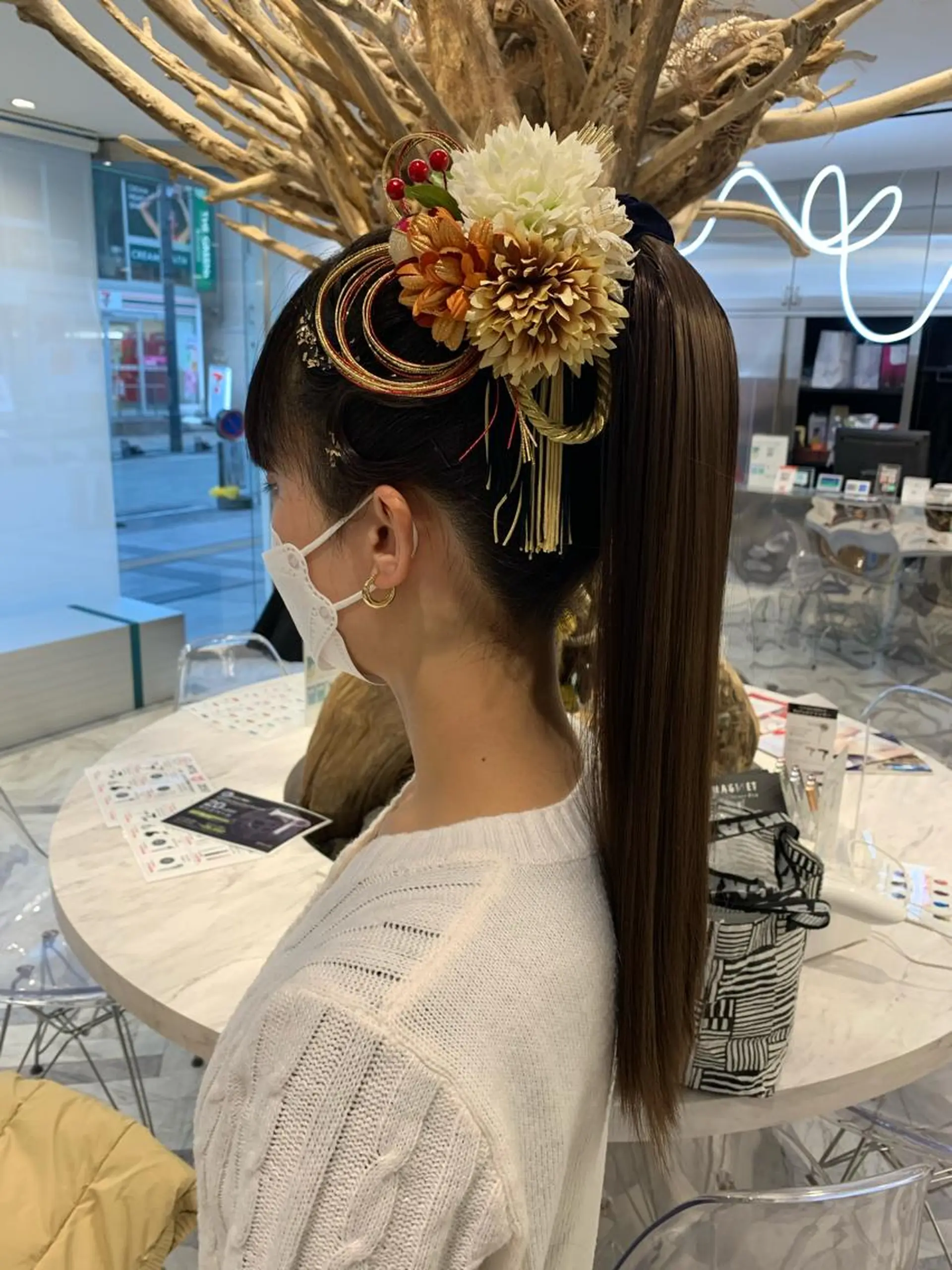 セミロング ヘアアレンジ 平野 優奈のヘアスタイル