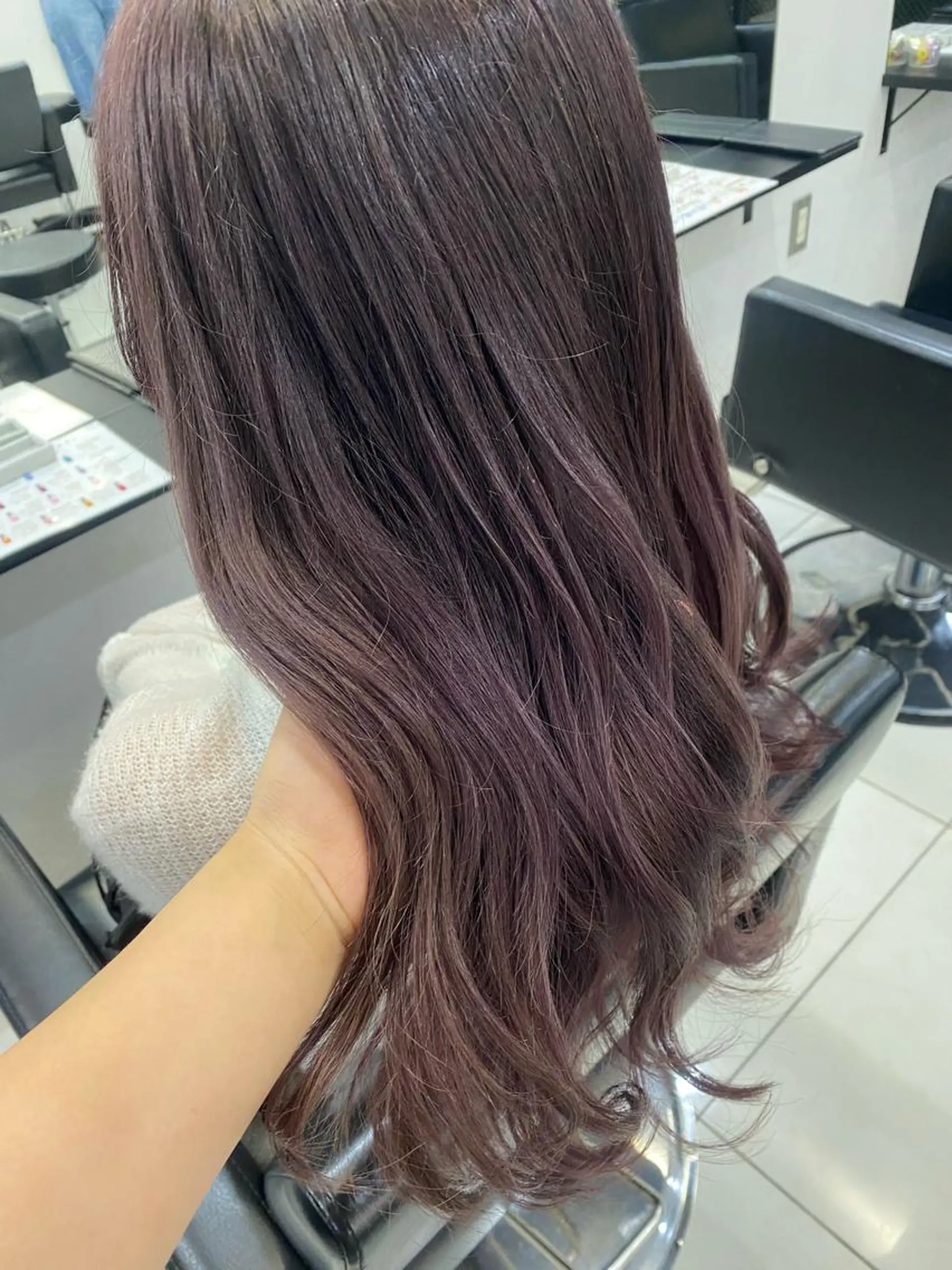 セミロング ピンクラベンダー 小顔ショート🦋 八巻ちさとのヘアスタイル