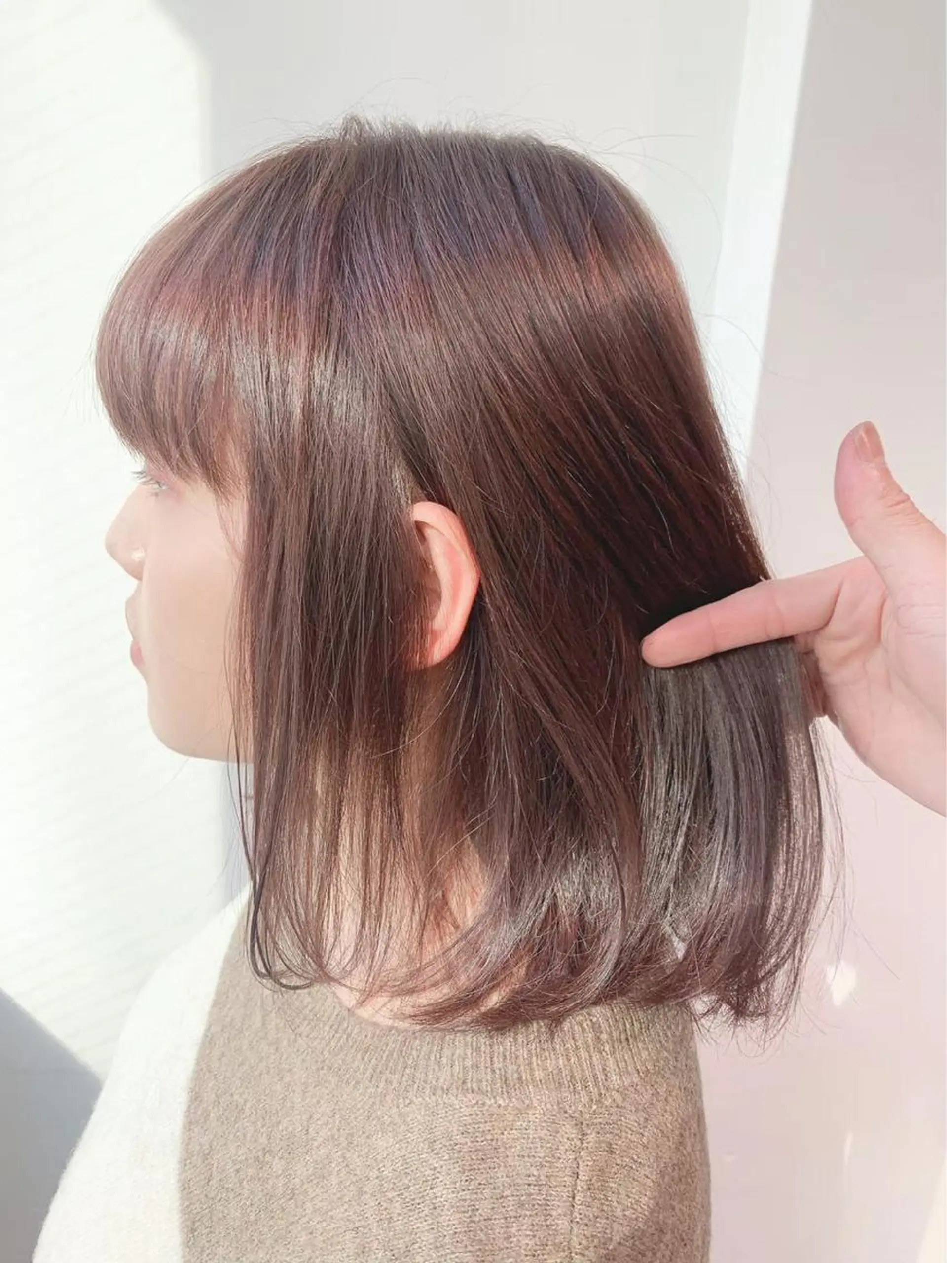 セミロング カラー パーマ ヘアアレンジ ネイル マツエク・マツパ 韓国風ベージュ🤎 赤みなし🌿横浜🤎のヘアスタイル