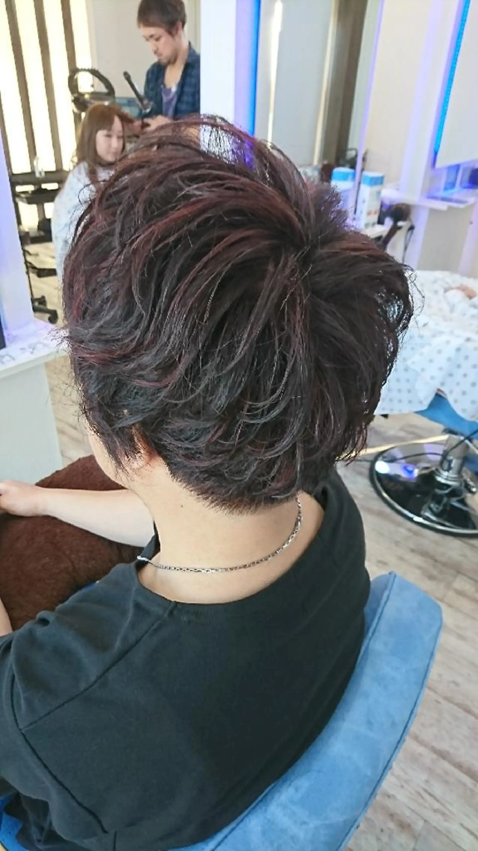 ショート カラー パーマ メンズ メンズハイライト ハイライトカラー レッドカラー ハイライト 中嶌 健一のヘアスタイル